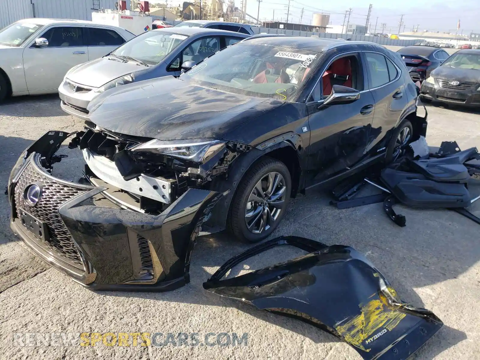 2 fotografías del automóvil dañado JTHE9JBH9M2049517 LEXUS UX 250H 2021