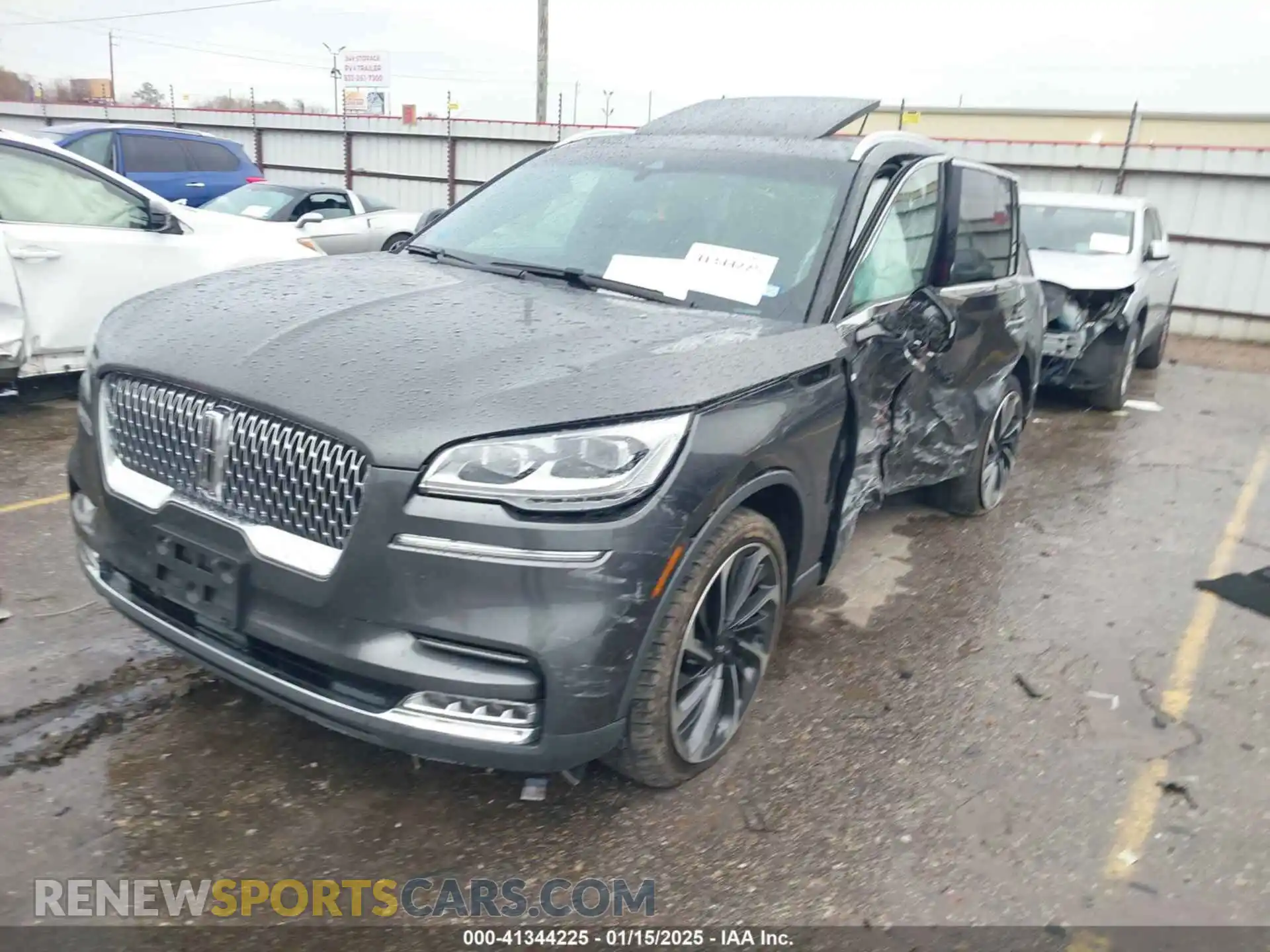 2 Photograph of a damaged car 5LM5J7XC4LGL32832 LINCOLN AVIATOR 2020