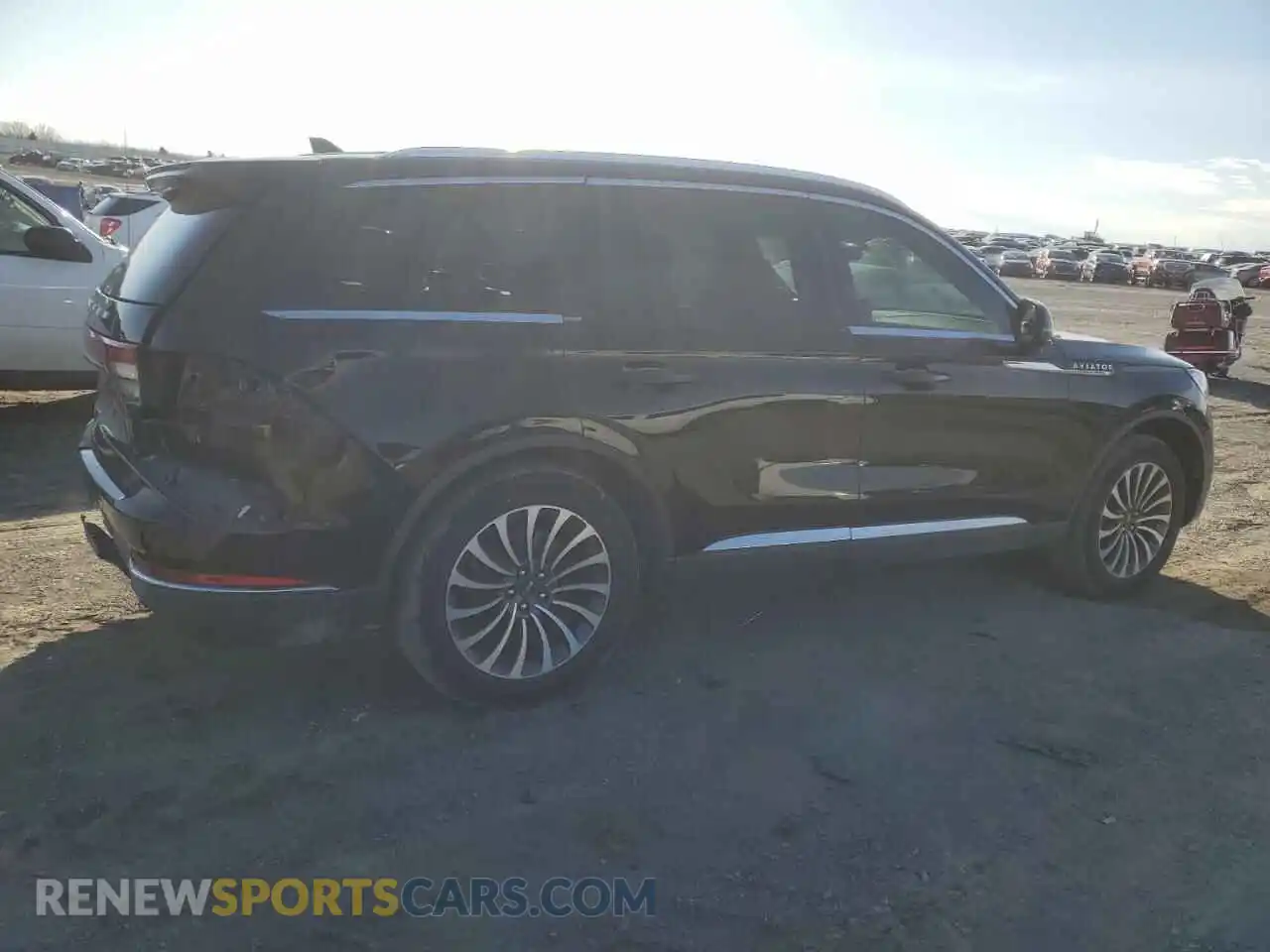 3 Photograph of a damaged car 5LM5J7XC7LGL17306 LINCOLN AVIATOR 2020