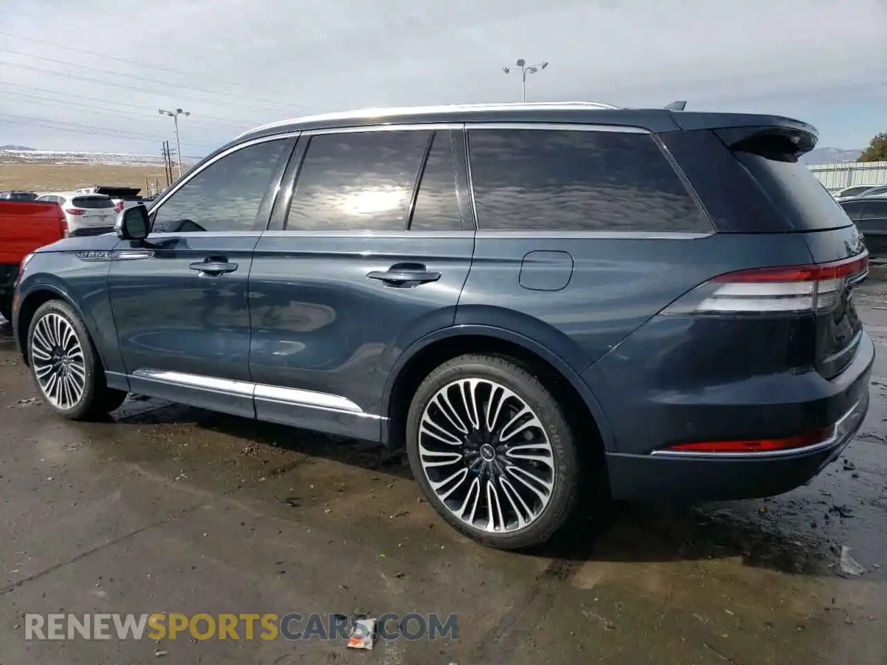 2 Photograph of a damaged car 5LM5J9XC5LGL35542 LINCOLN AVIATOR 2020