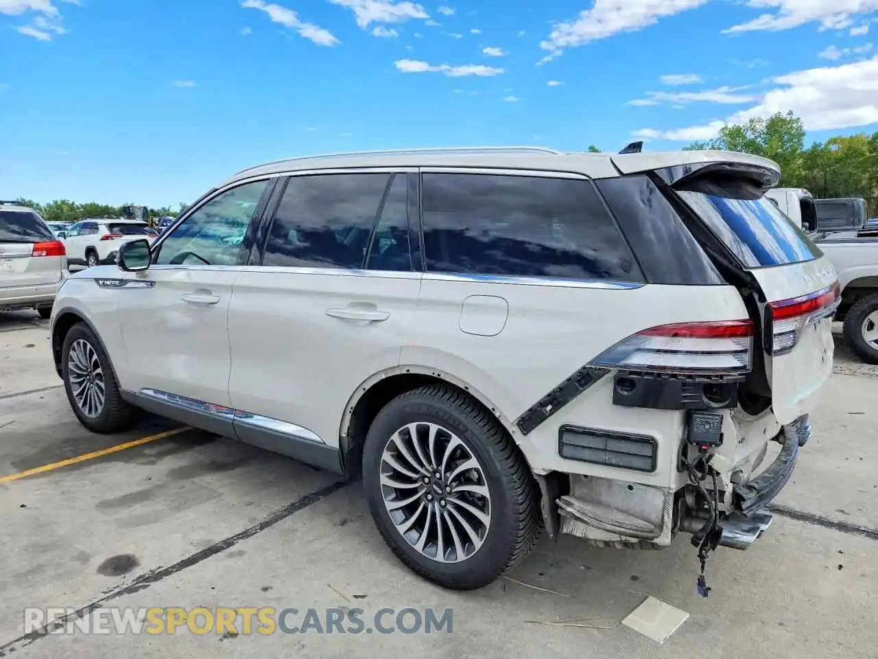 2 Photograph of a damaged car 5LM5J7WC0MGL14301 LINCOLN AVIATOR 2021