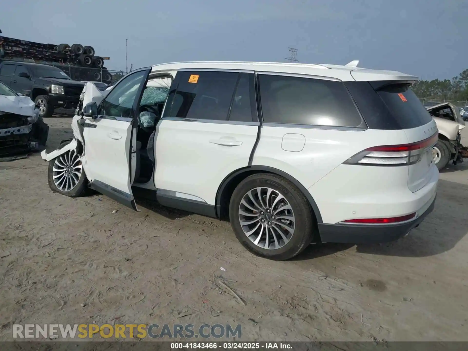 3 Фотография поврежденного автомобиля 5LM5J7WC1MGL09155 LINCOLN AVIATOR 2021