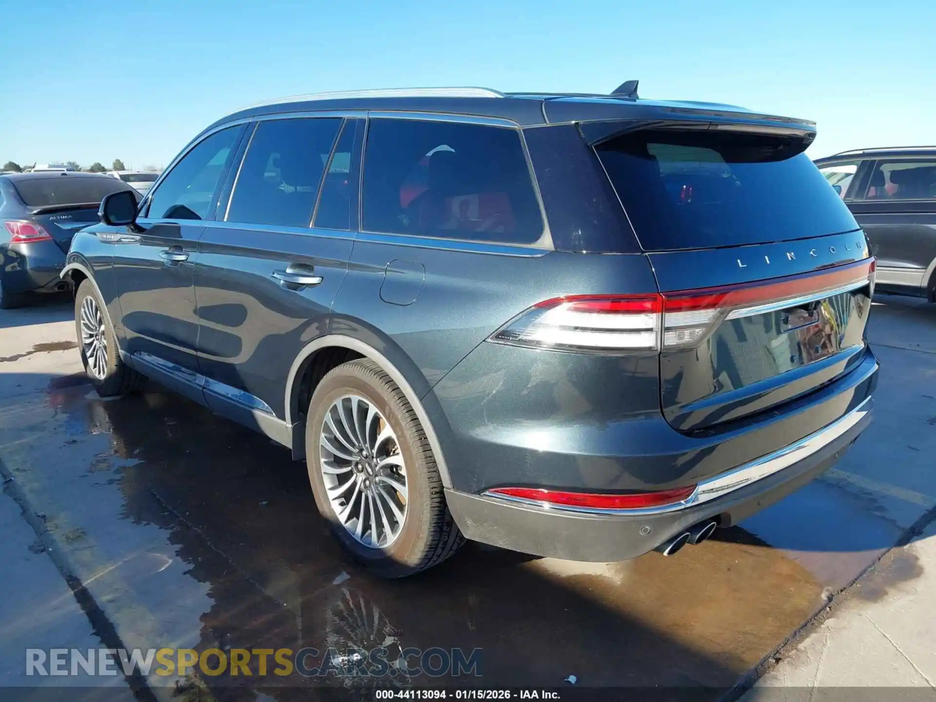 3 Photograph of a damaged car 5LM5J7WC2MGL02604 LINCOLN AVIATOR 2021