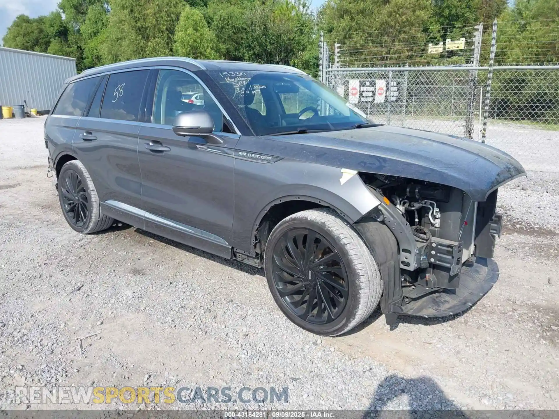 1 Photograph of a damaged car 5LM5J7WC3MGL05611 LINCOLN AVIATOR 2021