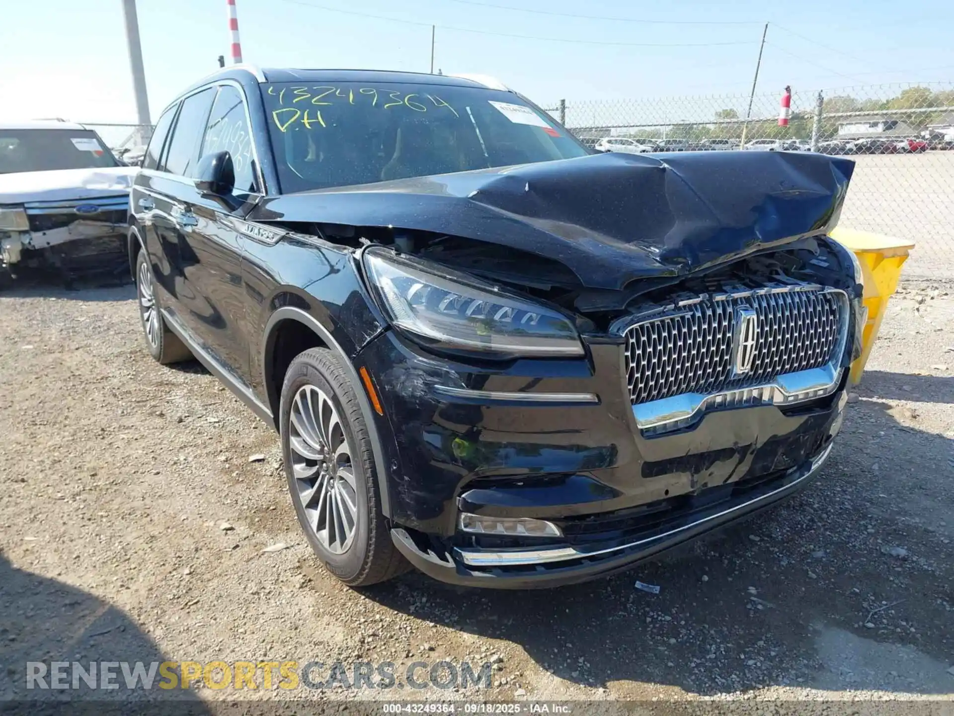 1 Photograph of a damaged car 5LM5J7XC0MGL03782 LINCOLN AVIATOR 2021