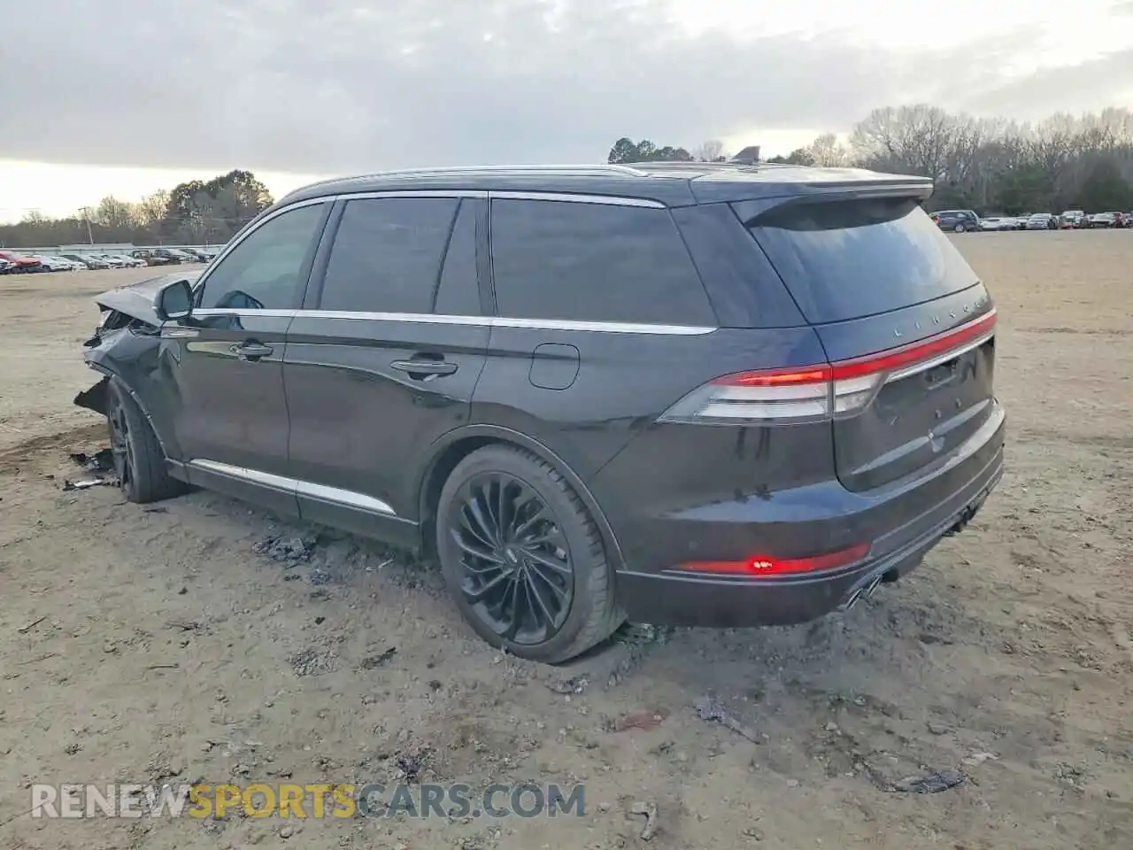 2 Photograph of a damaged car 5LM5J7XC0MGL09033 LINCOLN AVIATOR 2021