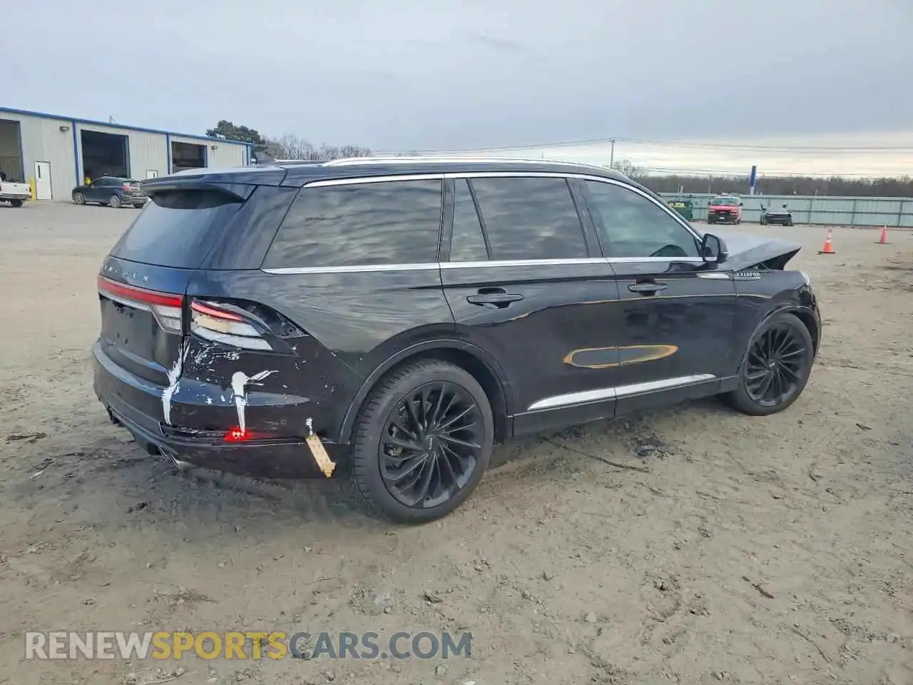 3 Photograph of a damaged car 5LM5J7XC0MGL09033 LINCOLN AVIATOR 2021