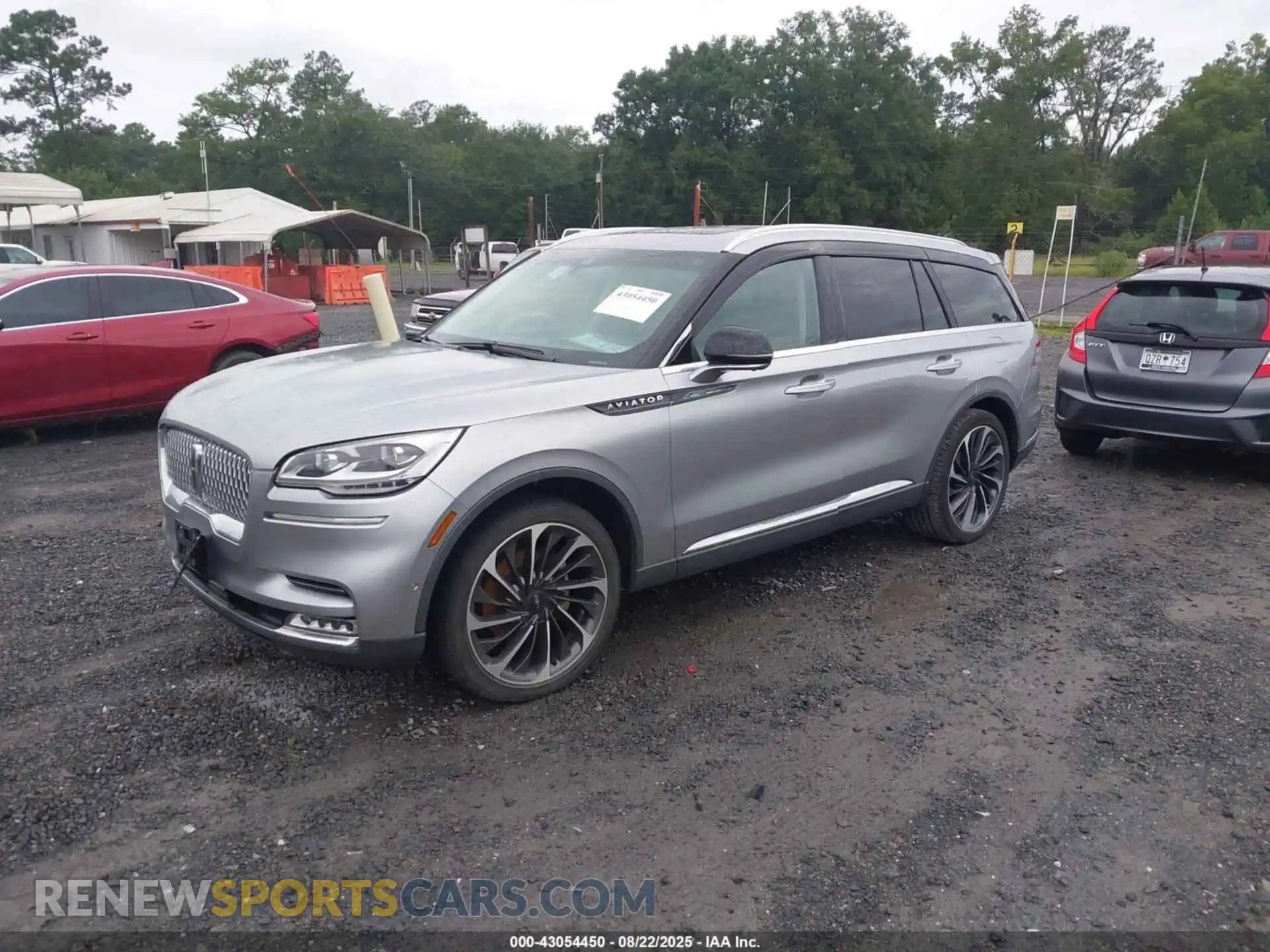 2 Photograph of a damaged car 5LM5J7XC2MGL12421 LINCOLN AVIATOR 2021