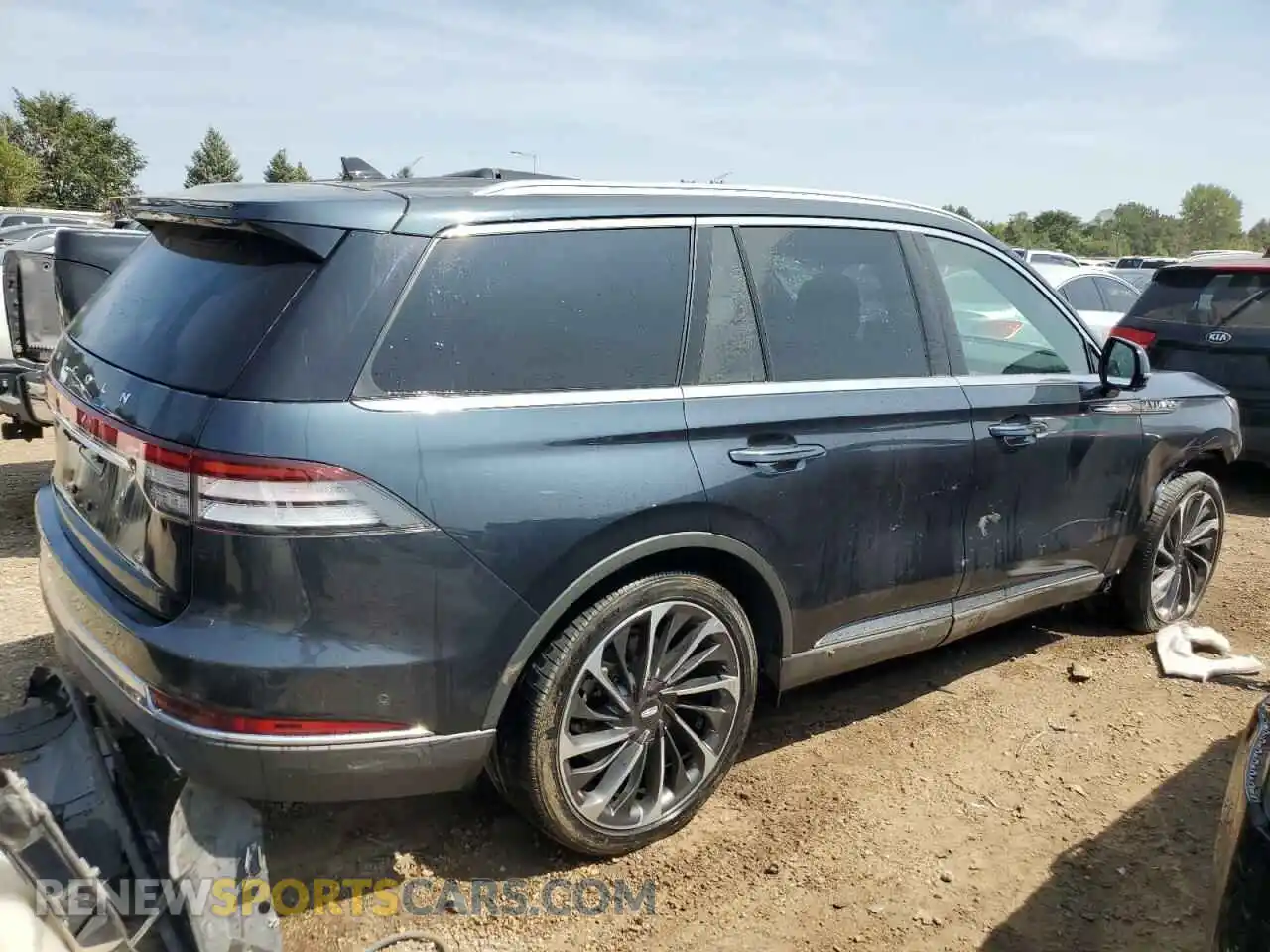 3 Photograph of a damaged car 5LM5J7XC7MGL07084 LINCOLN AVIATOR 2021