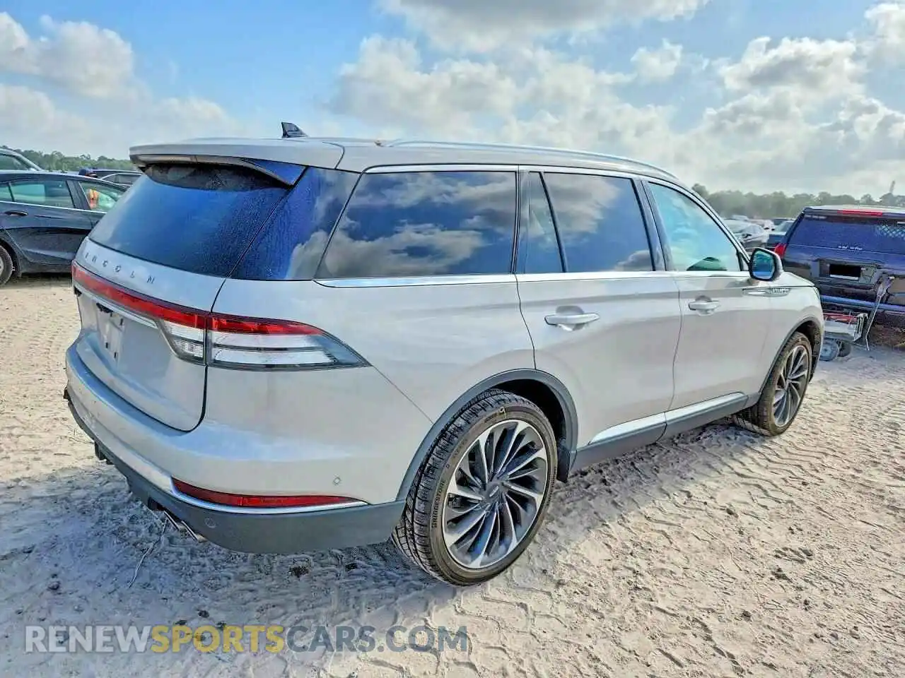 3 fotografías del automóvil dañado 5LM5J7XC7MGL13838 LINCOLN AVIATOR 2021