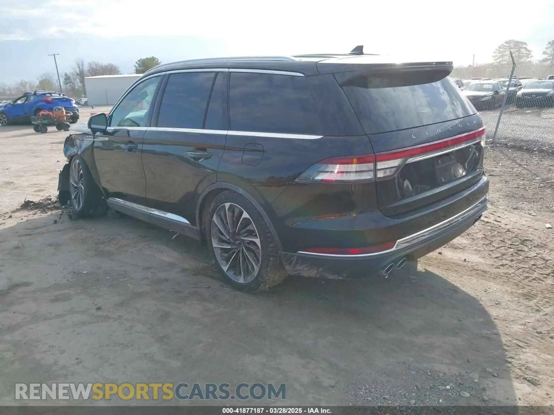 3 Photograph of a damaged car 5LM5J7XC9MGL03571 LINCOLN AVIATOR 2021