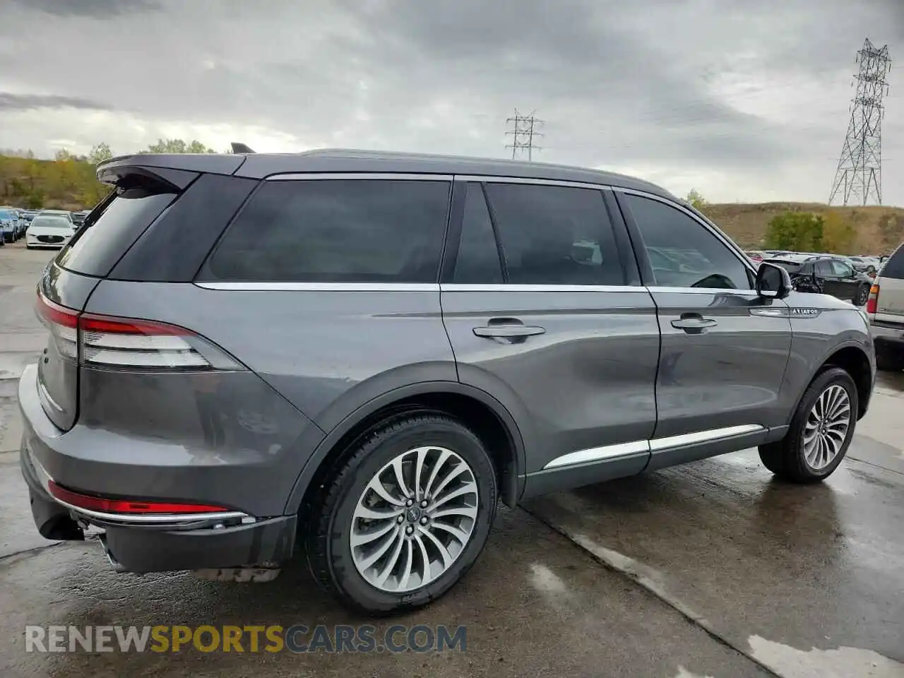 3 Photograph of a damaged car 5LM5J7XCXMGL17687 LINCOLN AVIATOR 2021