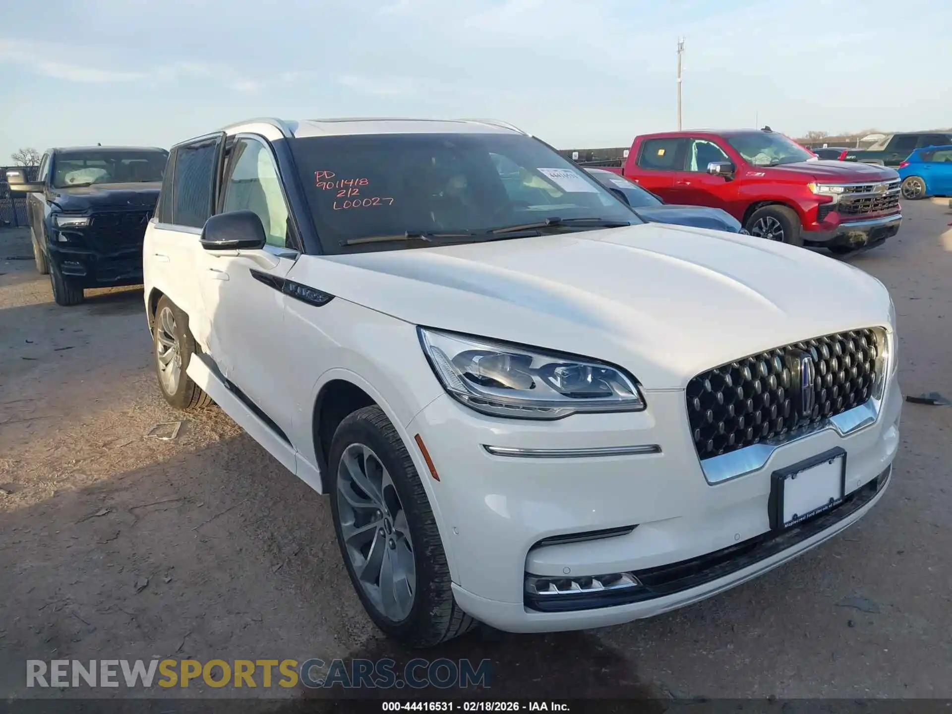 1 Photograph of a damaged car 5LMYJ8XY1MNL00027 LINCOLN AVIATOR 2021