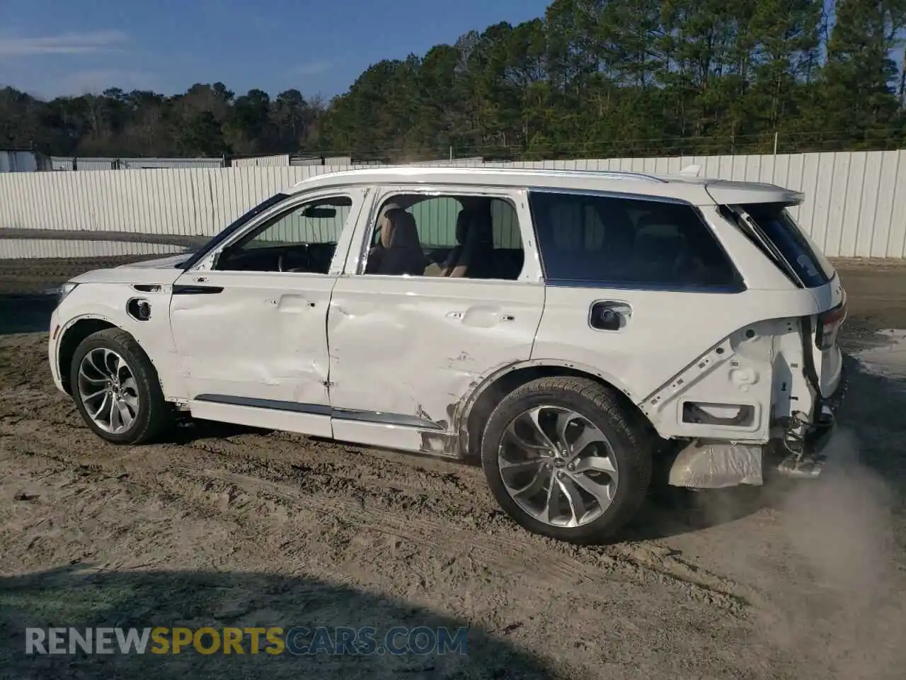 2 Photograph of a damaged car 5LMYJ8XY9MNL00826 LINCOLN AVIATOR 2021