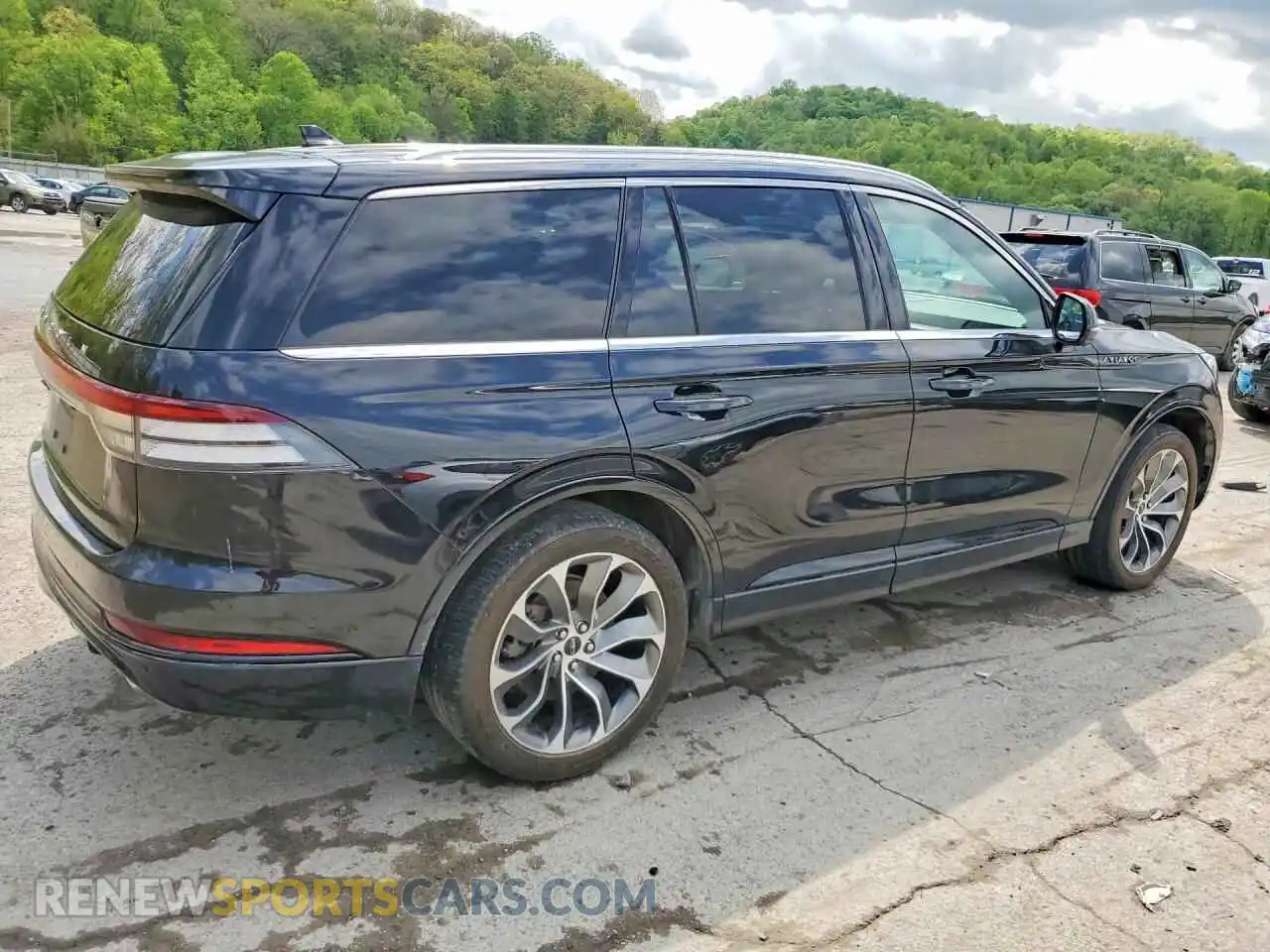 3 Фотография поврежденного автомобиля 5LMYJ8XY9MNL01149 LINCOLN AVIATOR 2021
