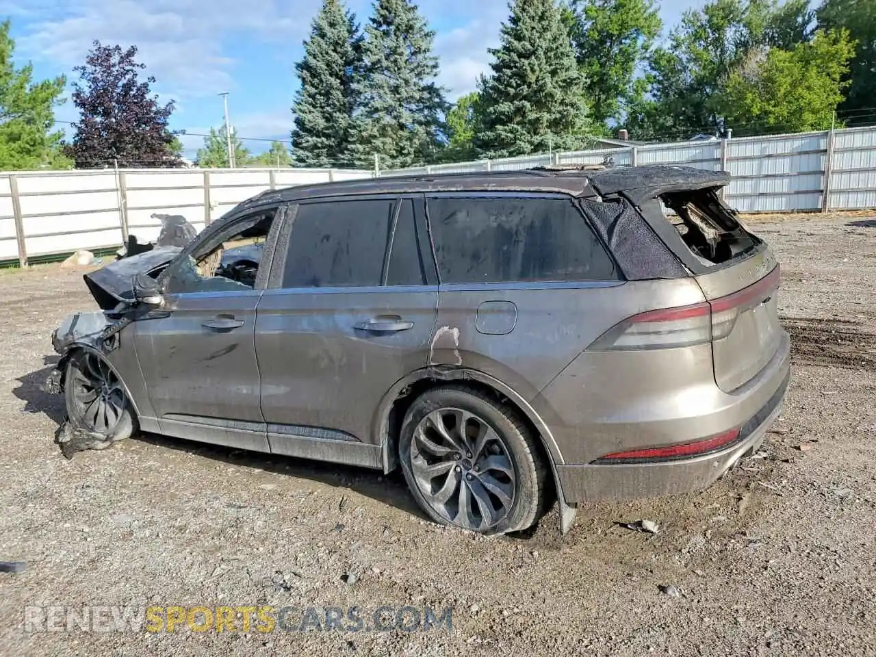 2 Photograph of a damaged car 5LMYJ8XY9MNL02284 LINCOLN AVIATOR 2021