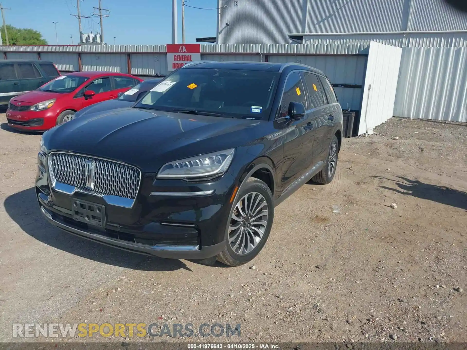 2 Photograph of a damaged car 5LM5J6XC7NGL22020 LINCOLN AVIATOR 2022