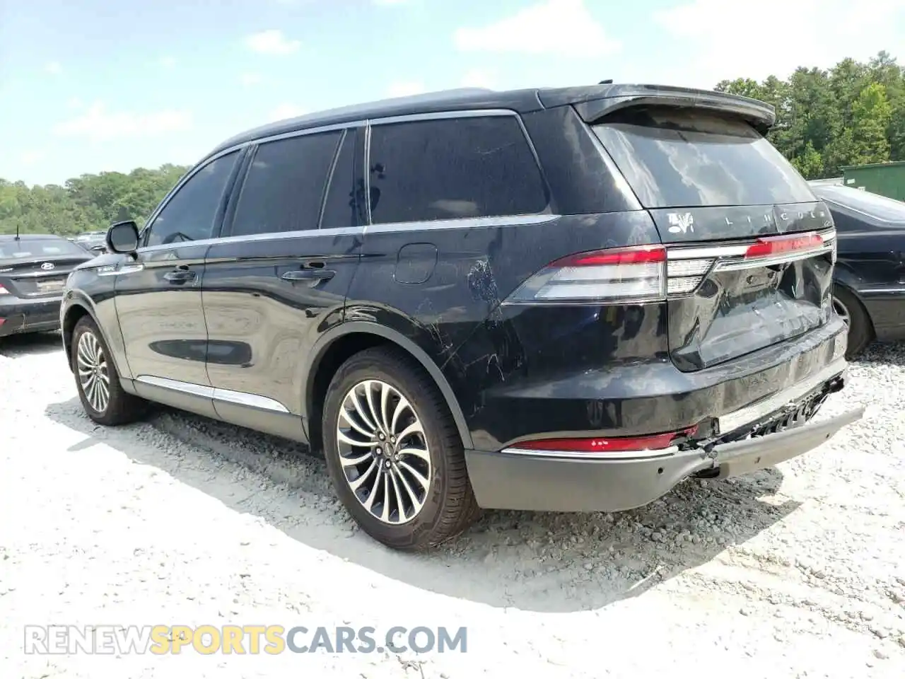 2 Photograph of a damaged car 5LM5J7WC8NGL09123 LINCOLN AVIATOR 2022