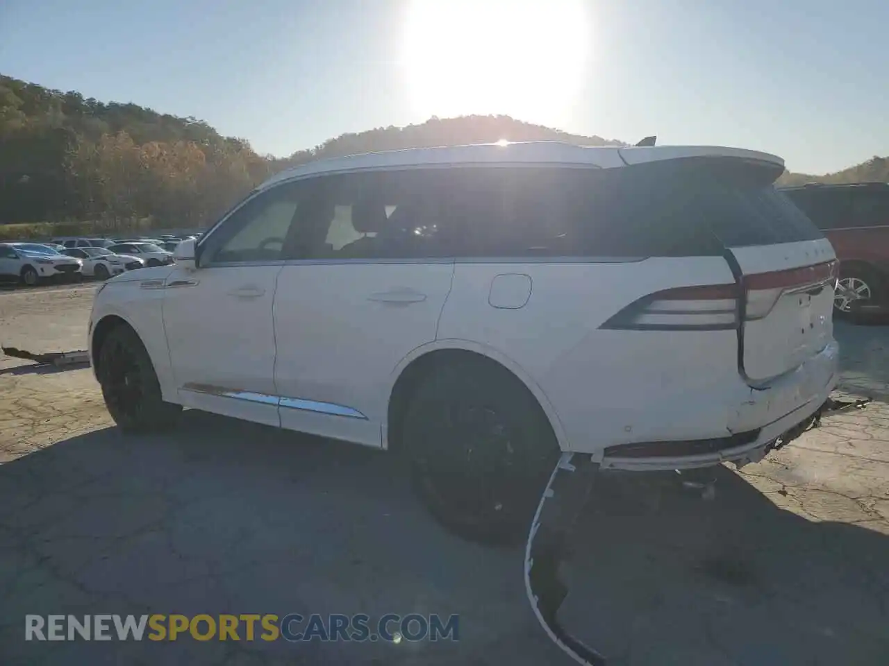 2 Фотография поврежденного автомобиля 5LM5J7XC4NGL02779 LINCOLN AVIATOR 2022
