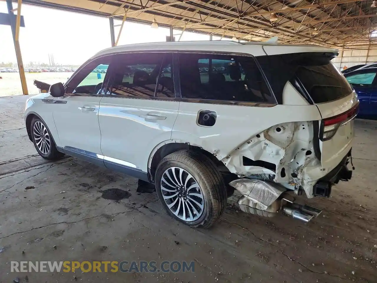 2 fotografías del automóvil dañado 5LM5J7XC9NGL05273 LINCOLN AVIATOR 2022