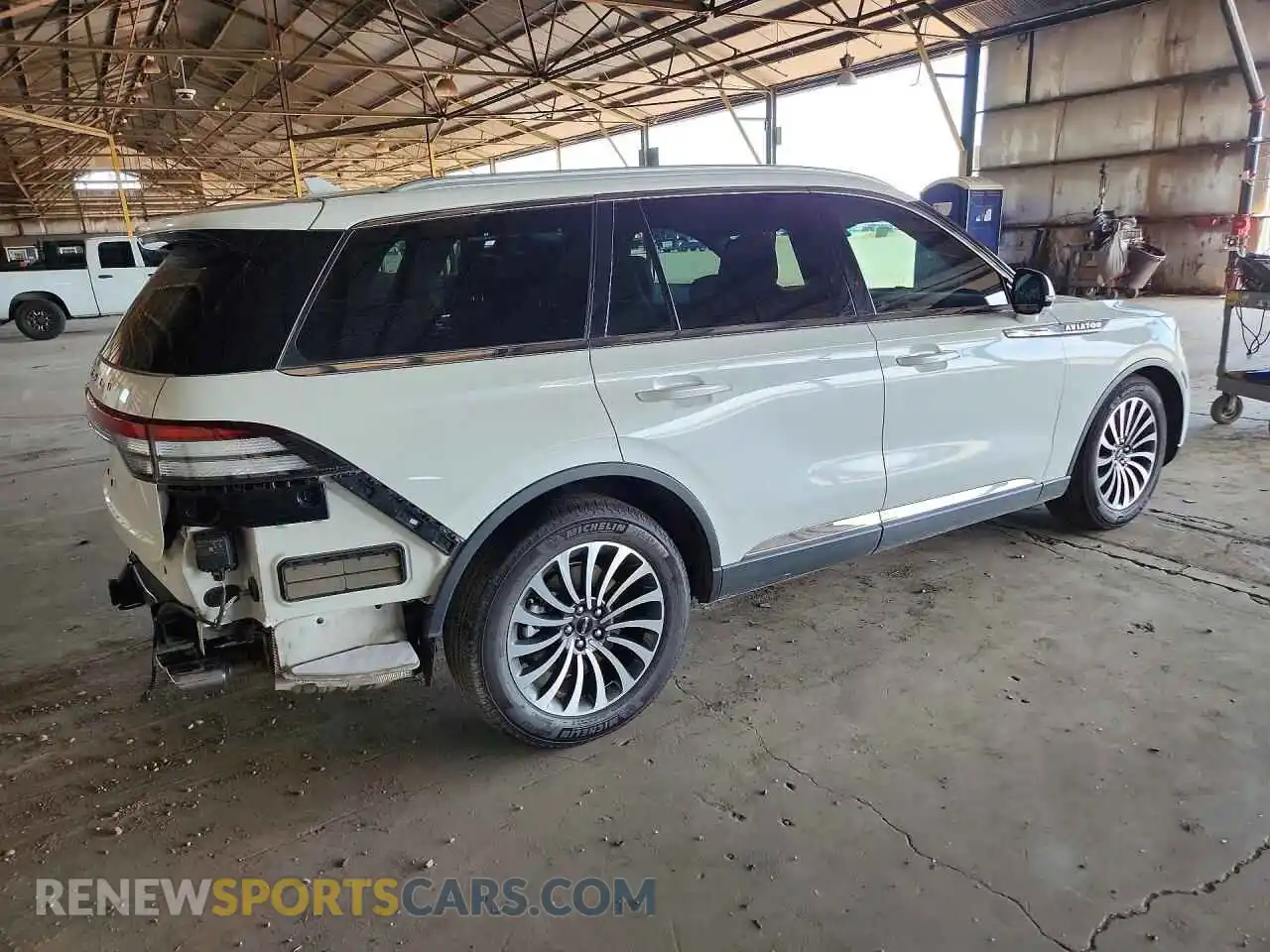 3 fotografías del automóvil dañado 5LM5J7XC9NGL05273 LINCOLN AVIATOR 2022