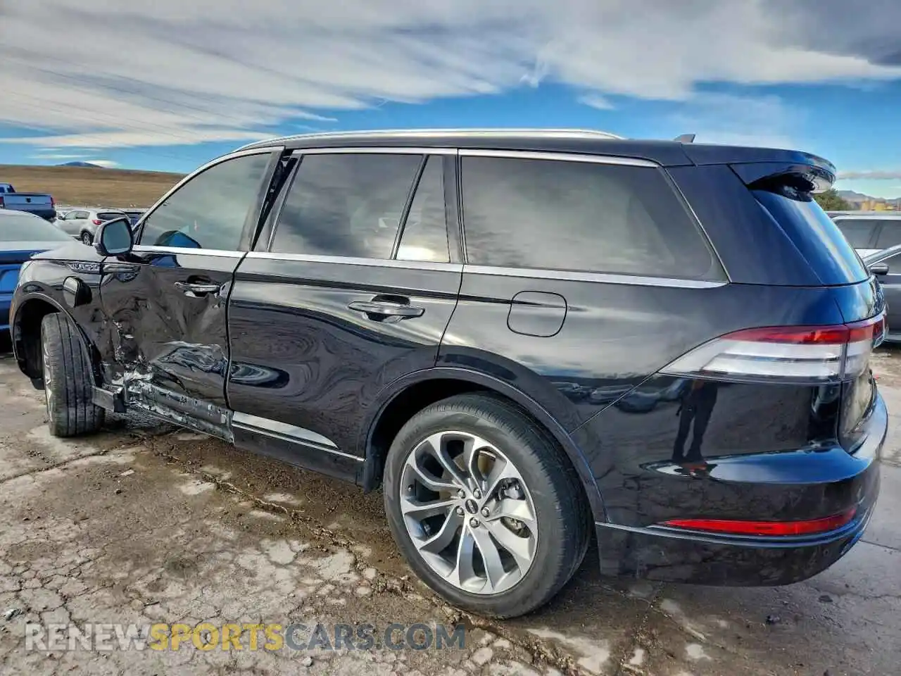 2 Фотография поврежденного автомобиля 5LMYJ8XY0NNL02255 LINCOLN AVIATOR 2022