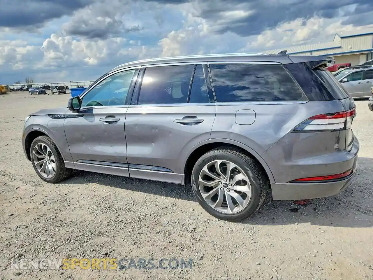 2 Photograph of a damaged car 5LMYJ8XY8NNL01418 LINCOLN AVIATOR 2022
