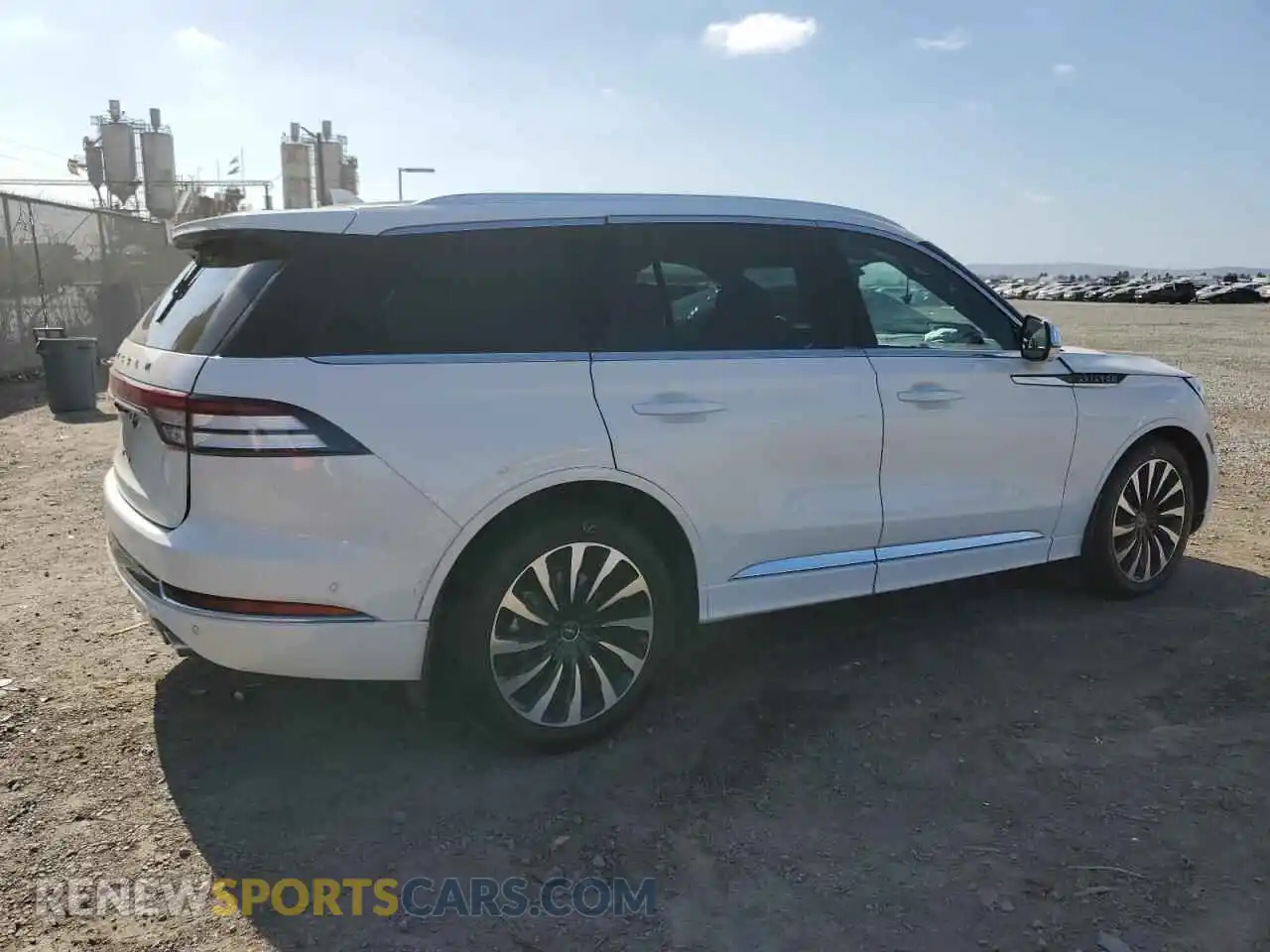 3 Фотография поврежденного автомобиля 5LMYJ9YY7NNL00894 LINCOLN AVIATOR 2022