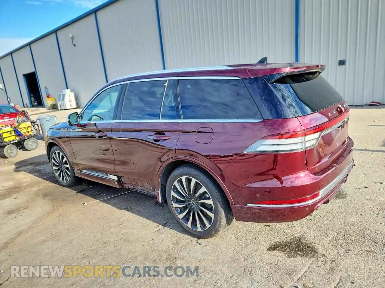2 Photograph of a damaged car 5LMYJ9YY8NNL01634 LINCOLN AVIATOR 2022