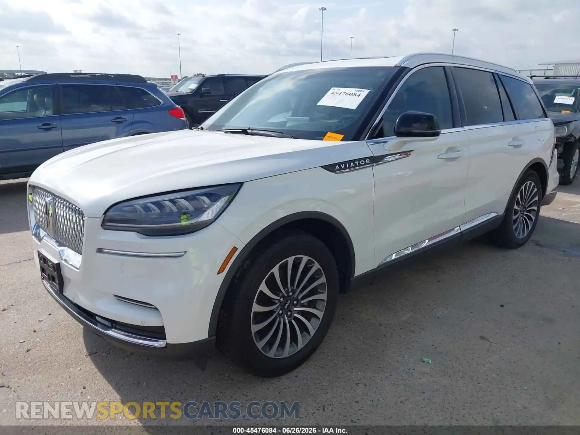 2 fotografías del automóvil dañado 5LM5J6WC1RGL09657 LINCOLN AVIATOR 2024