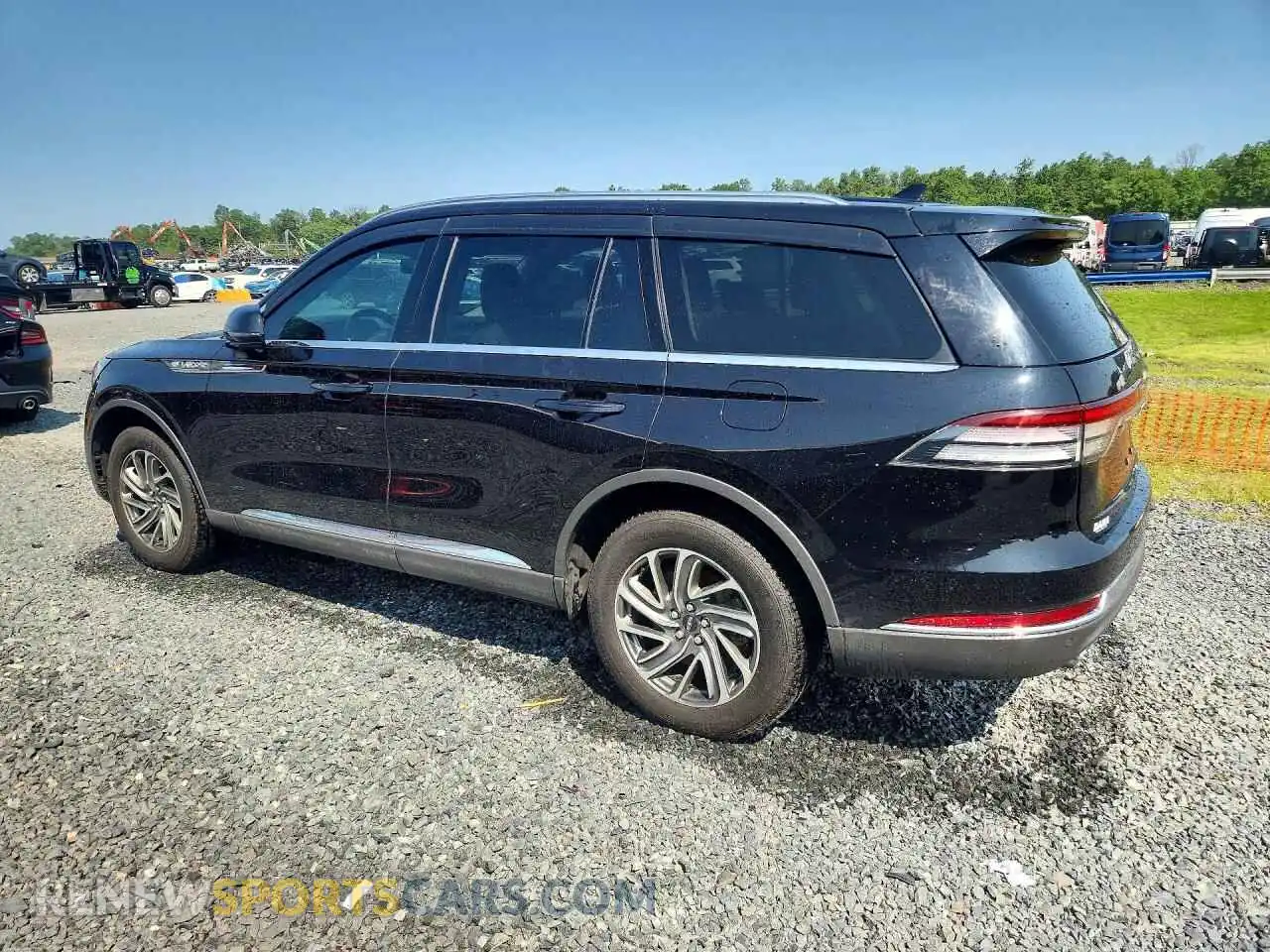 2 fotografías del automóvil dañado 5LM5J6XC6RGL00855 LINCOLN AVIATOR 2024