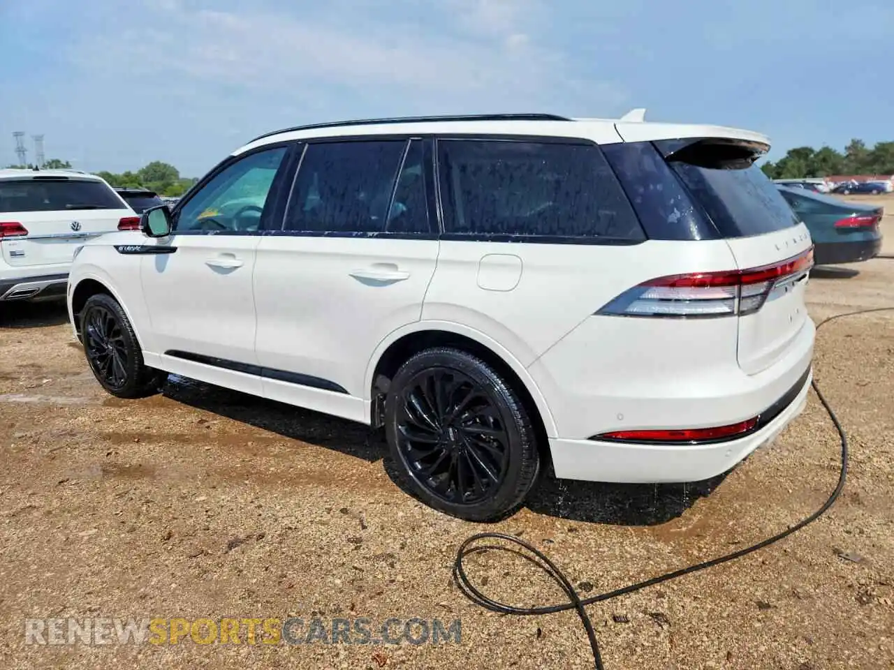 2 Photograph of a damaged car 5LM5J7XC3RGL07302 LINCOLN AVIATOR 2024
