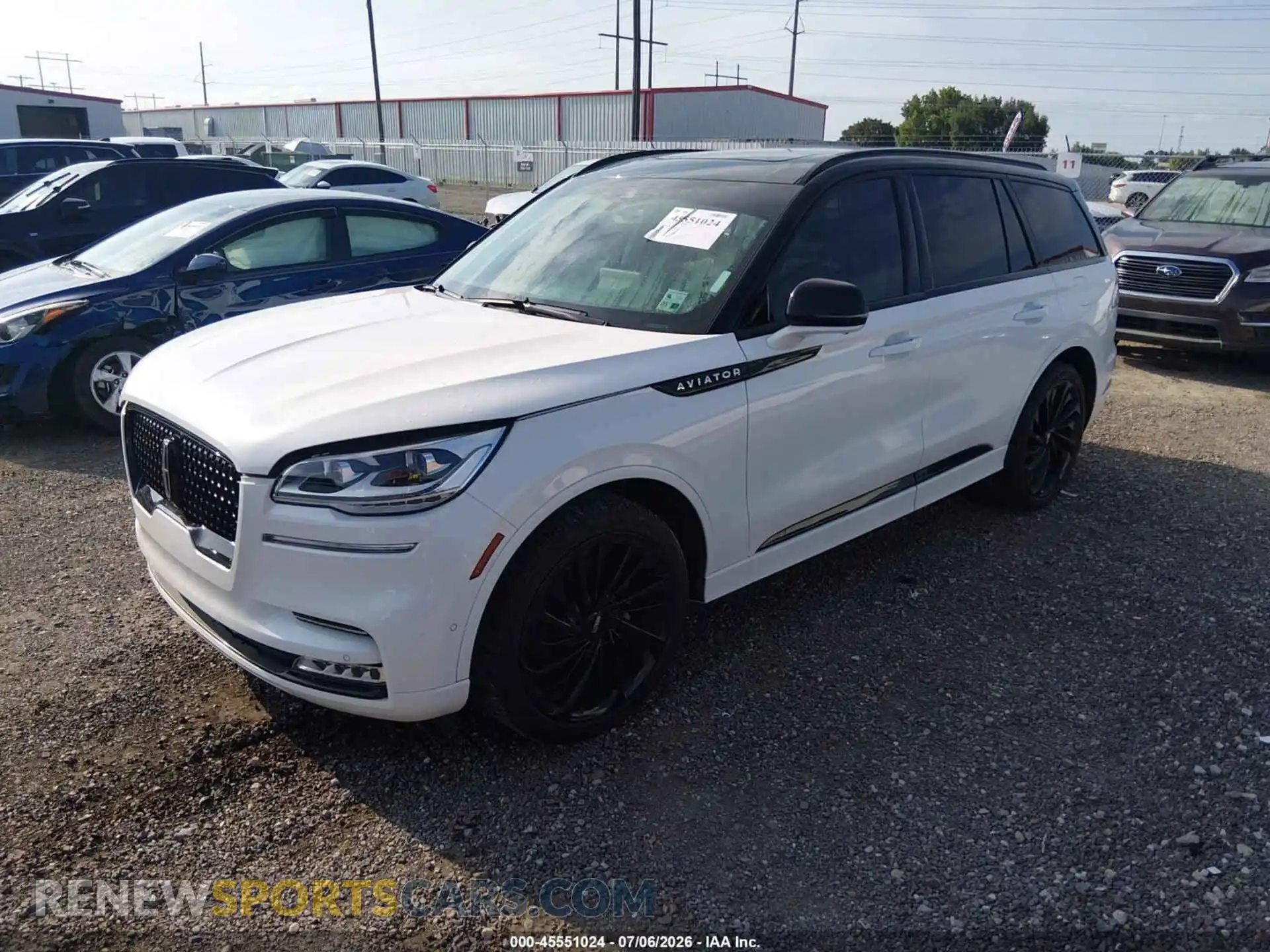 2 fotografías del automóvil dañado 5LM5J9XCXRGL01928 LINCOLN AVIATOR 2024