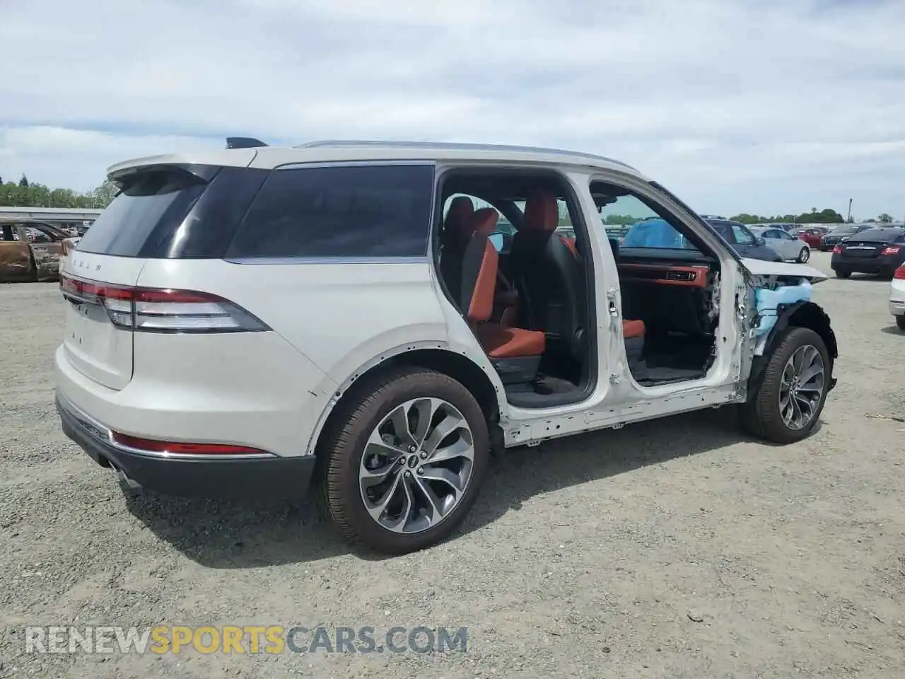 3 Photograph of a damaged car 5LM5J7XC3SGL00436 LINCOLN AVIATOR 2025