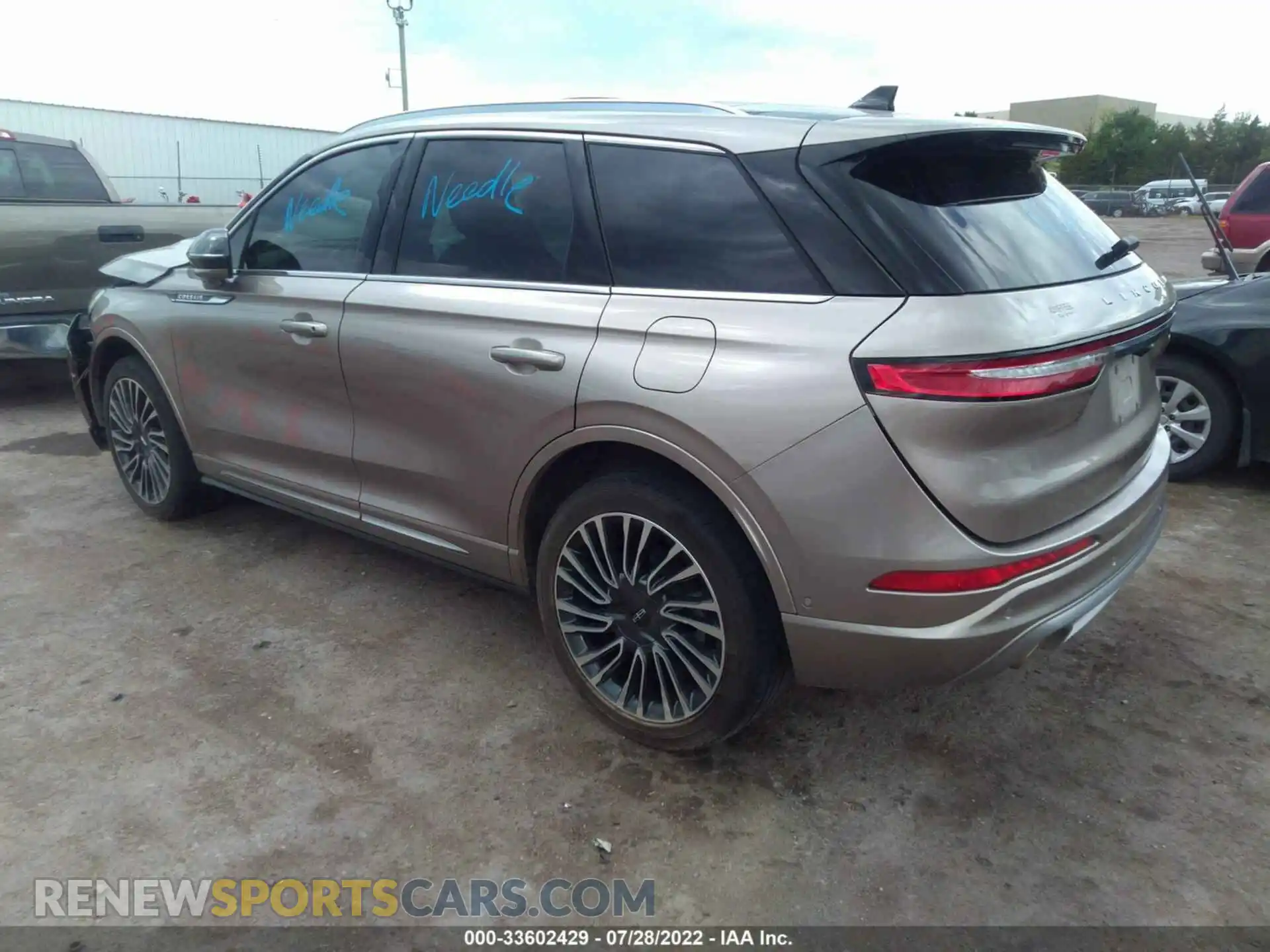 3 fotografías del automóvil dañado 5LMCJ2C99LUL21718 LINCOLN CORSAIR 2020