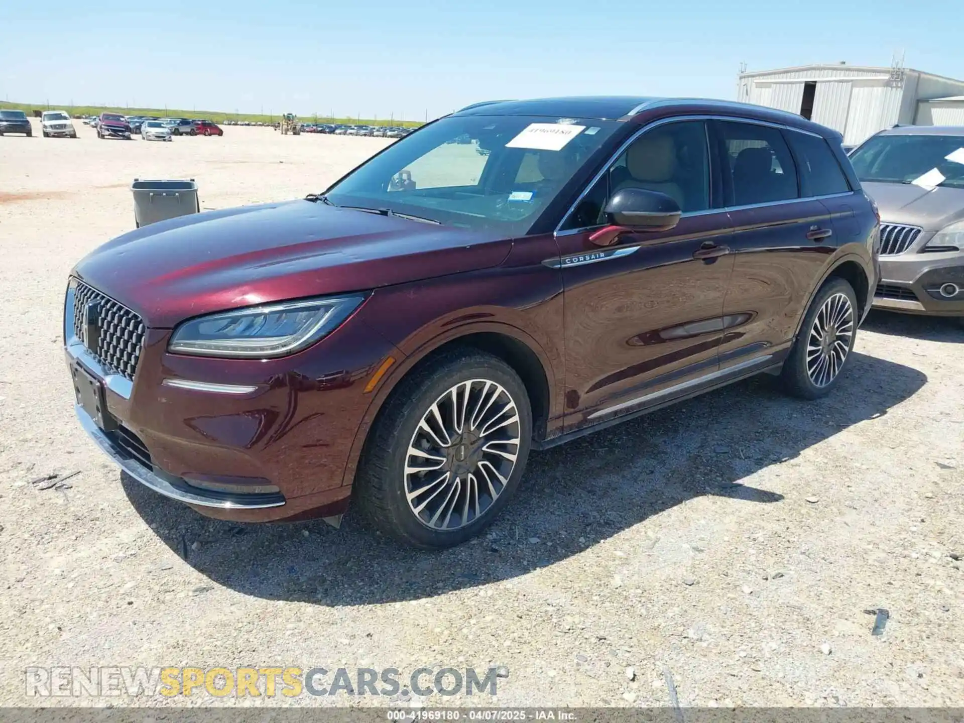 2 fotografías del automóvil dañado 5LMCJ2D96LUL17916 LINCOLN CORSAIR 2020
