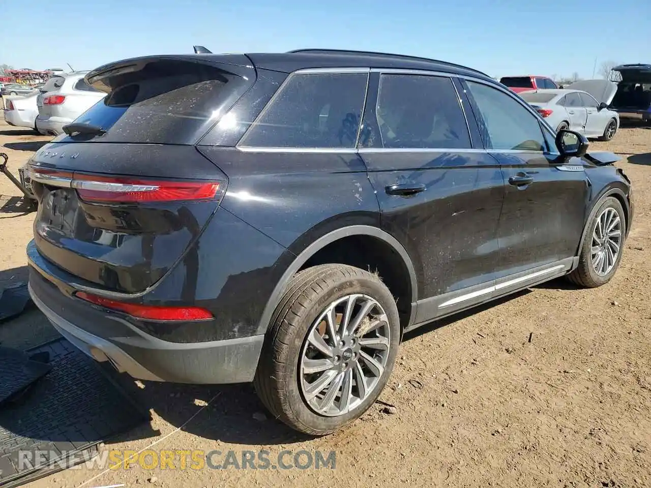 3 fotografías del automóvil dañado 5LMCJ2DA5SUL11307 LINCOLN CORSAIR 2025