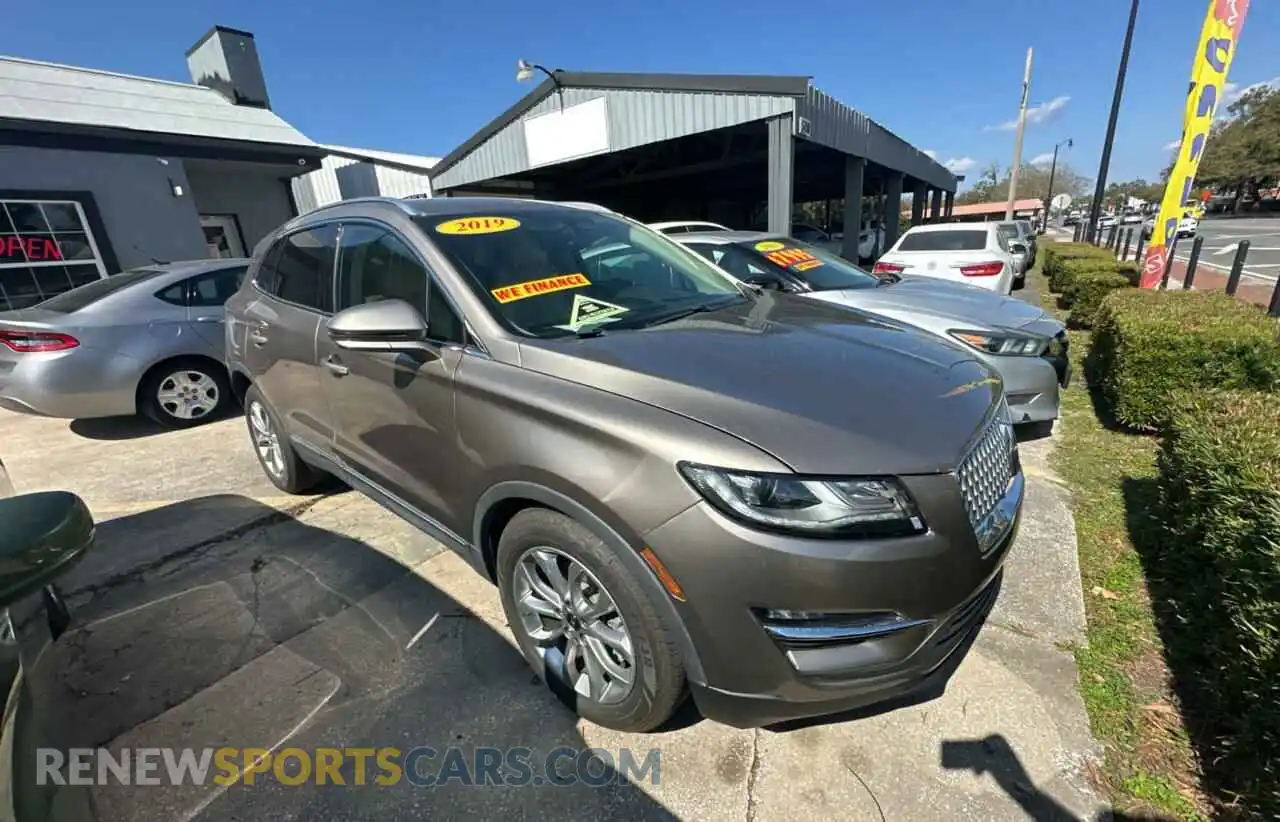 1 Photograph of a damaged car 5LMCJ2C90KUL47025 LINCOLN MKC 2019