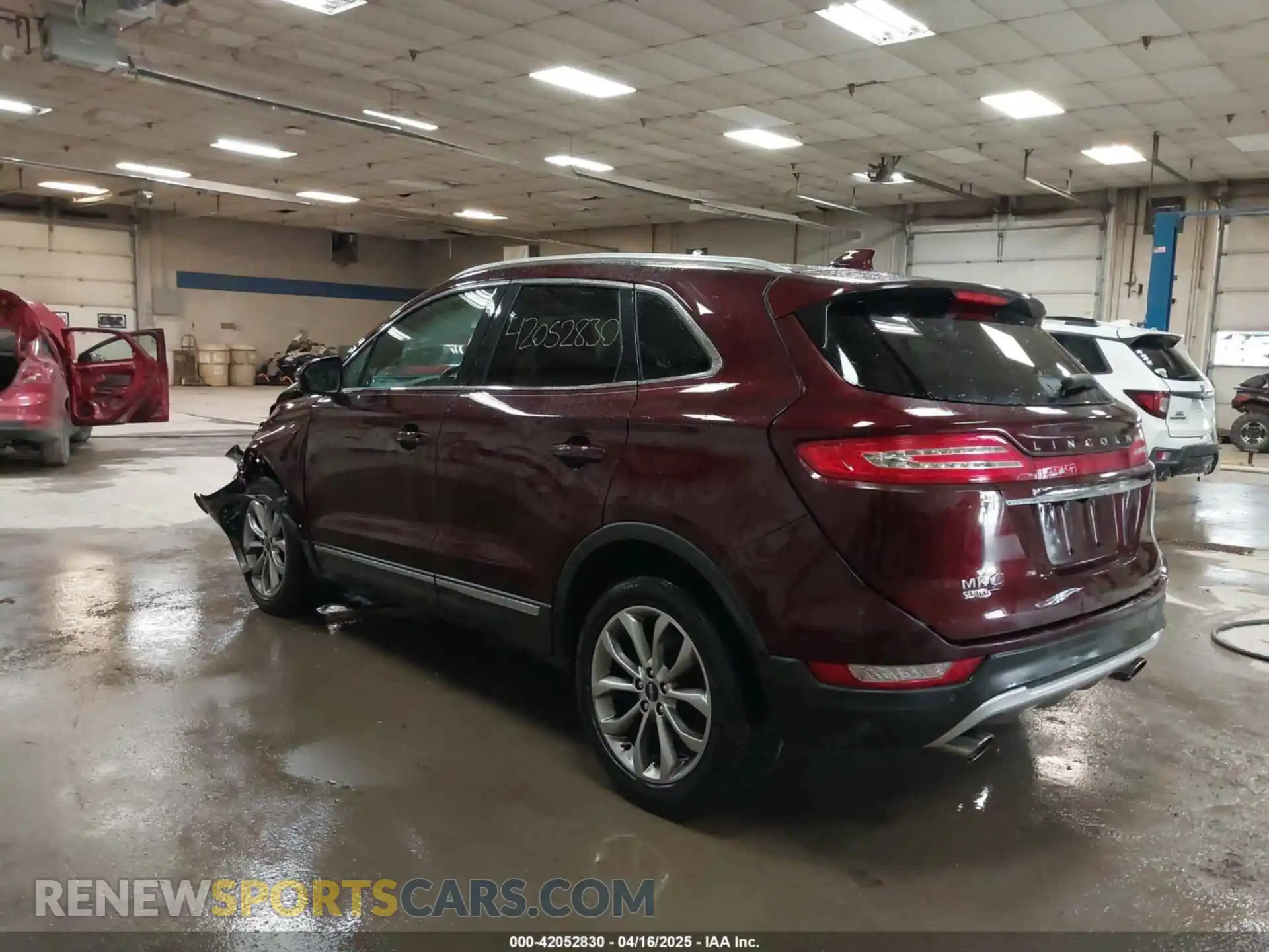 3 Фотография поврежденного автомобиля 5LMCJ2D95KUL07473 LINCOLN MKC 2019