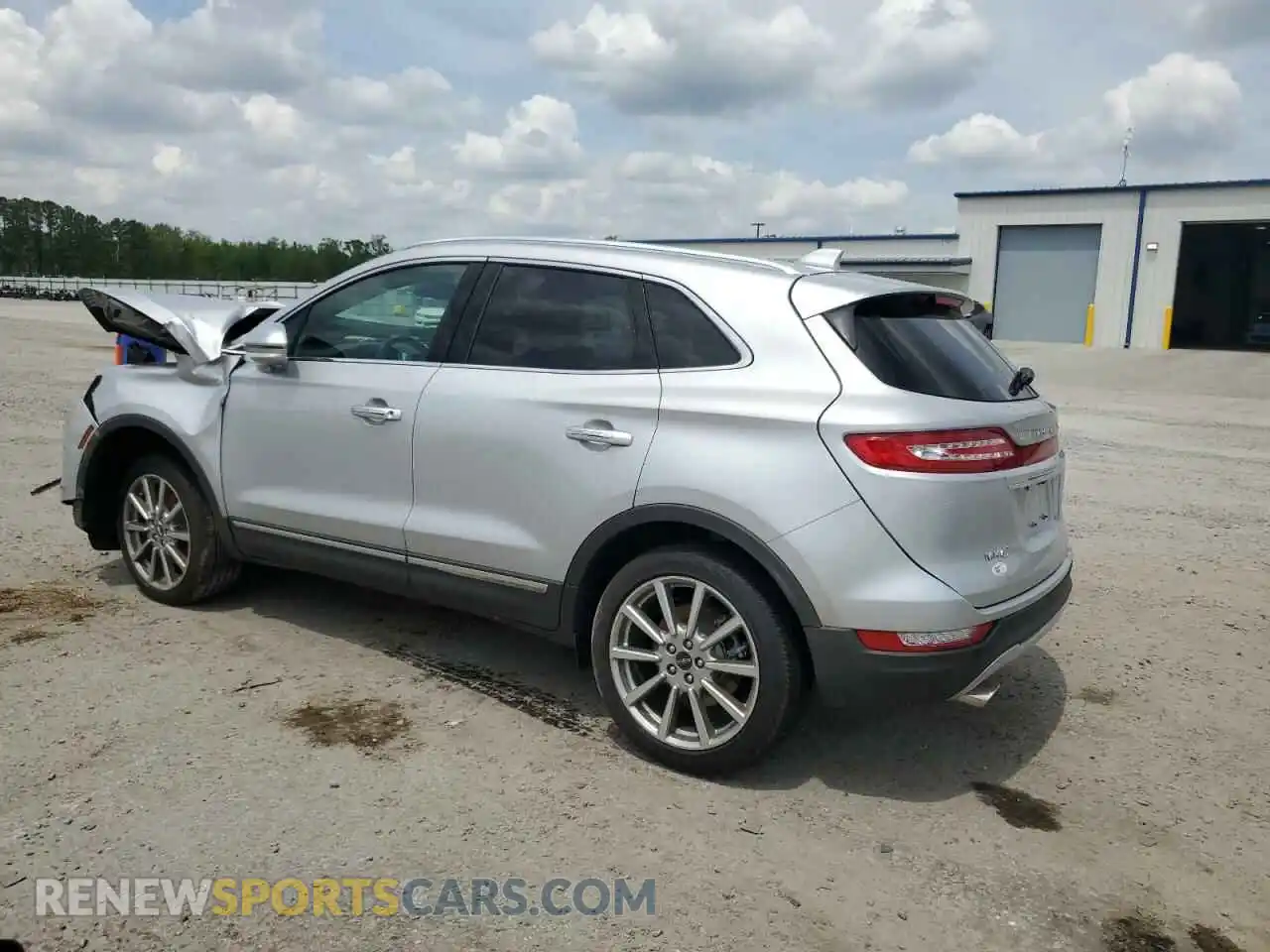 2 Photograph of a damaged car 5LMCJ3C93KUL12114 LINCOLN MKC 2019