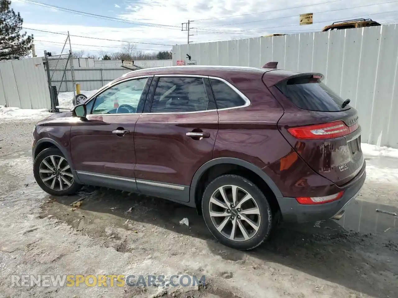 2 Photograph of a damaged car 5LMCJ3D95KUL03381 LINCOLN MKC 2019
