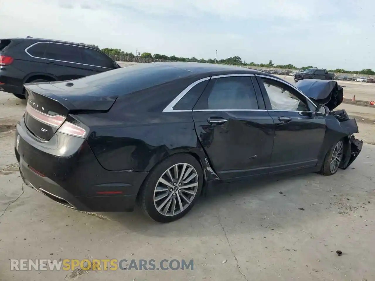 3 Photograph of a damaged car 3LN6L5C98KR628217 LINCOLN MKZ 2019
