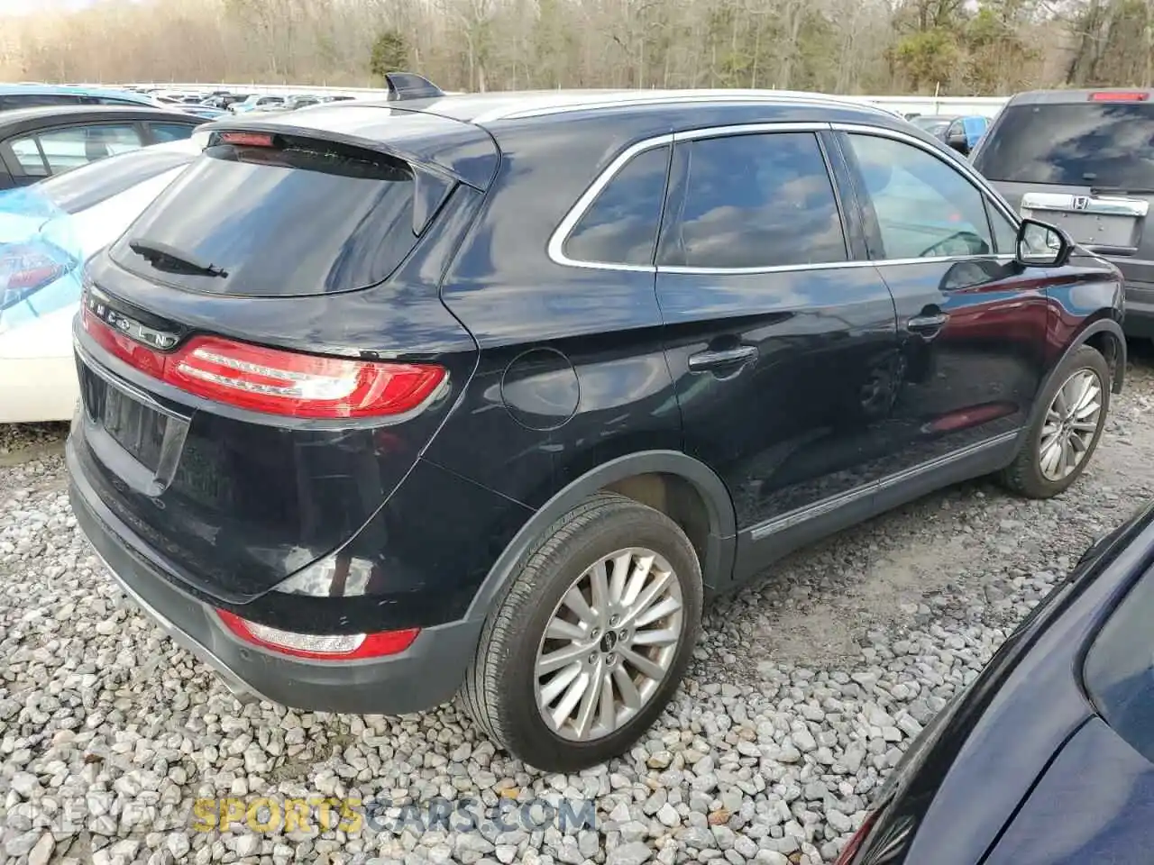 3 Photograph of a damaged car 5LMCJ1C91KUL08079 LINCOLN MKZ 2019