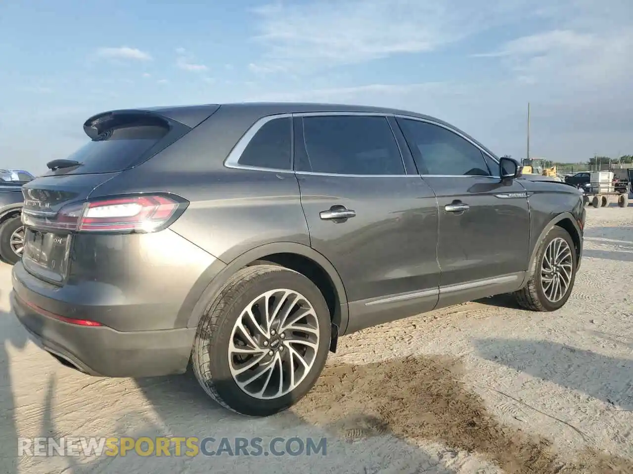 3 Photograph of a damaged car 2LMPJ6L90KBL35933 LINCOLN NAUTILUS 2019
