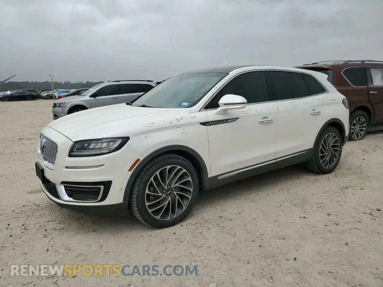 1 Photograph of a damaged car 2LMPJ6L96KBL23155 LINCOLN NAUTILUS 2019