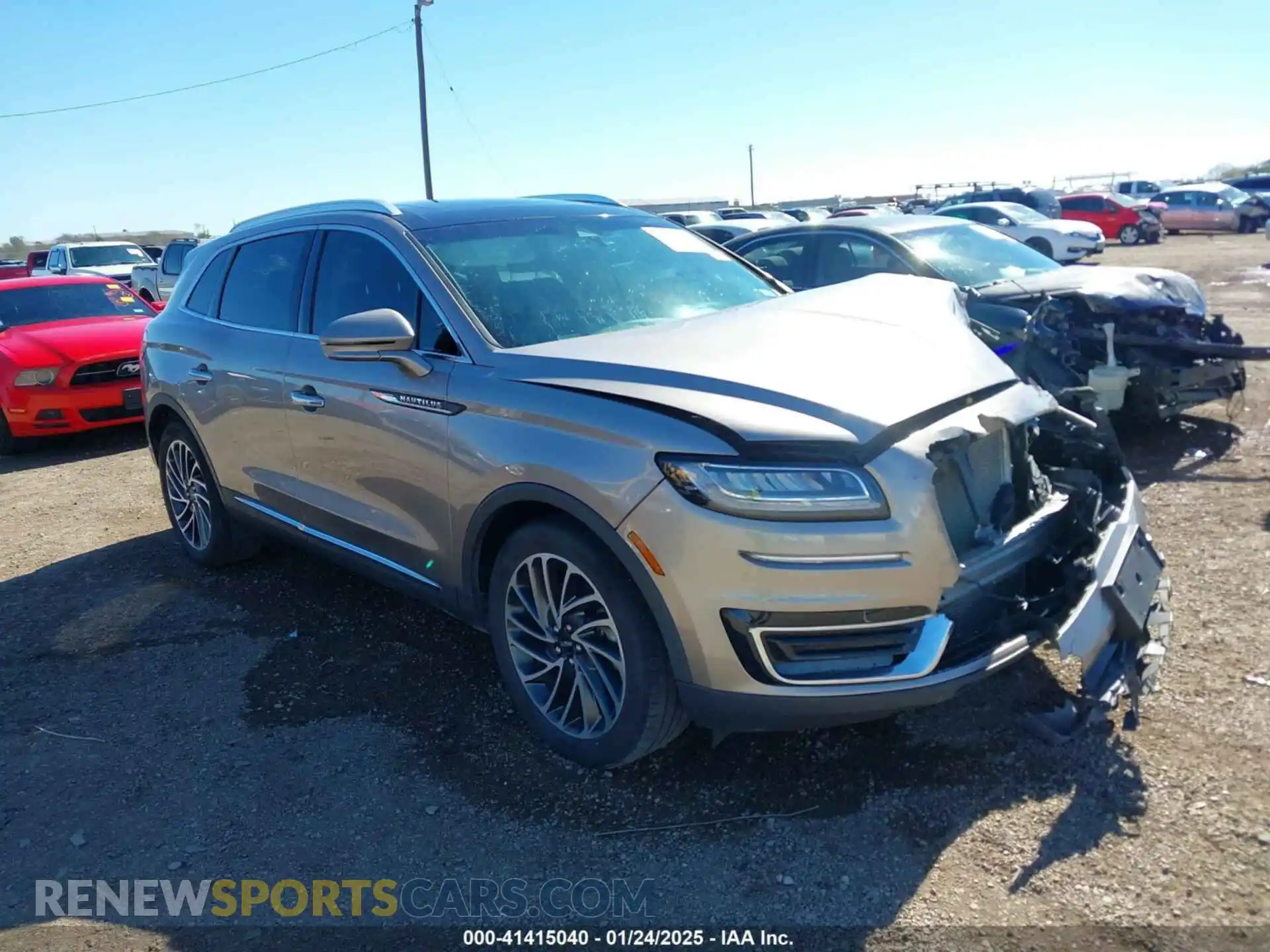 1 Photograph of a damaged car 2LMPJ6L96KBL31417 LINCOLN NAUTILUS 2019