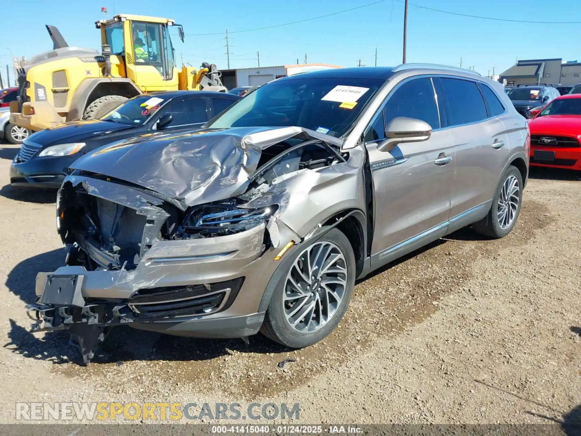 2 Photograph of a damaged car 2LMPJ6L96KBL31417 LINCOLN NAUTILUS 2019