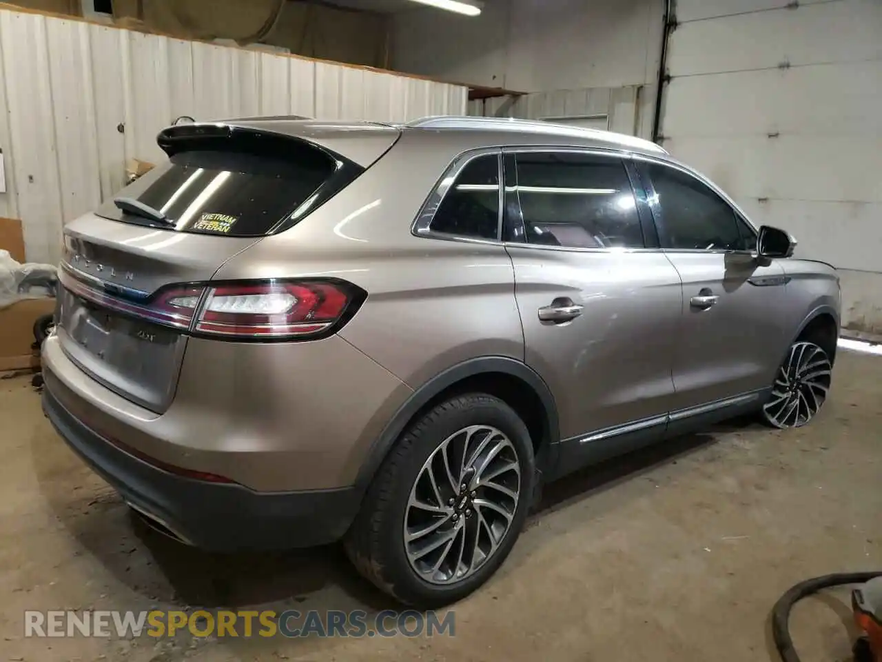 3 Photograph of a damaged car 2LMPJ6L99KBL16961 LINCOLN NAUTILUS 2019