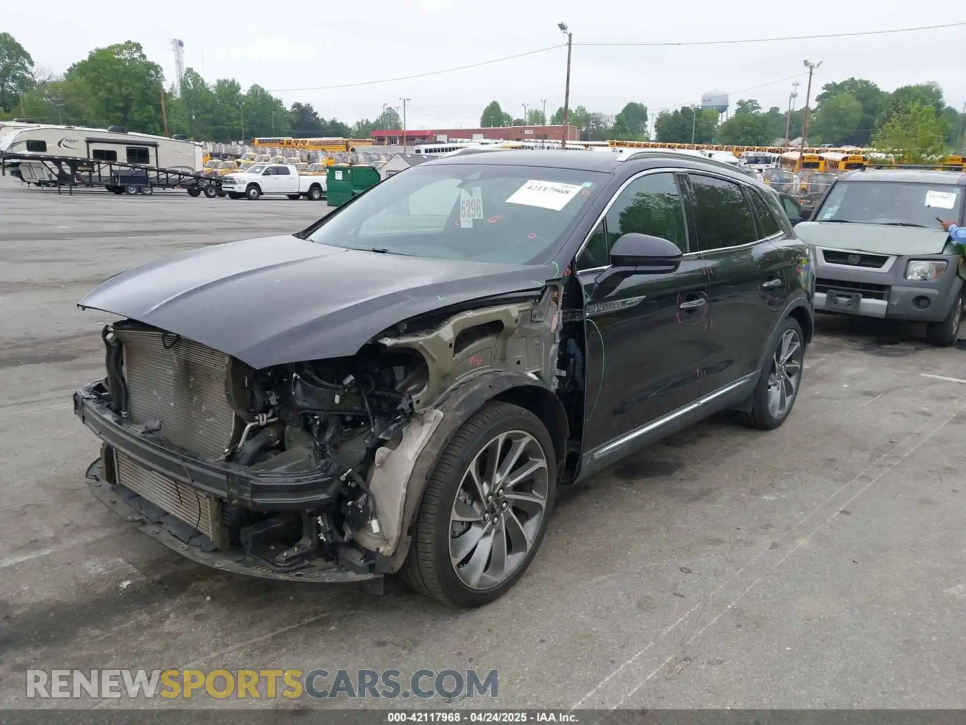 2 Photograph of a damaged car 2LMPJ6LP8KBL19297 LINCOLN NAUTILUS 2019