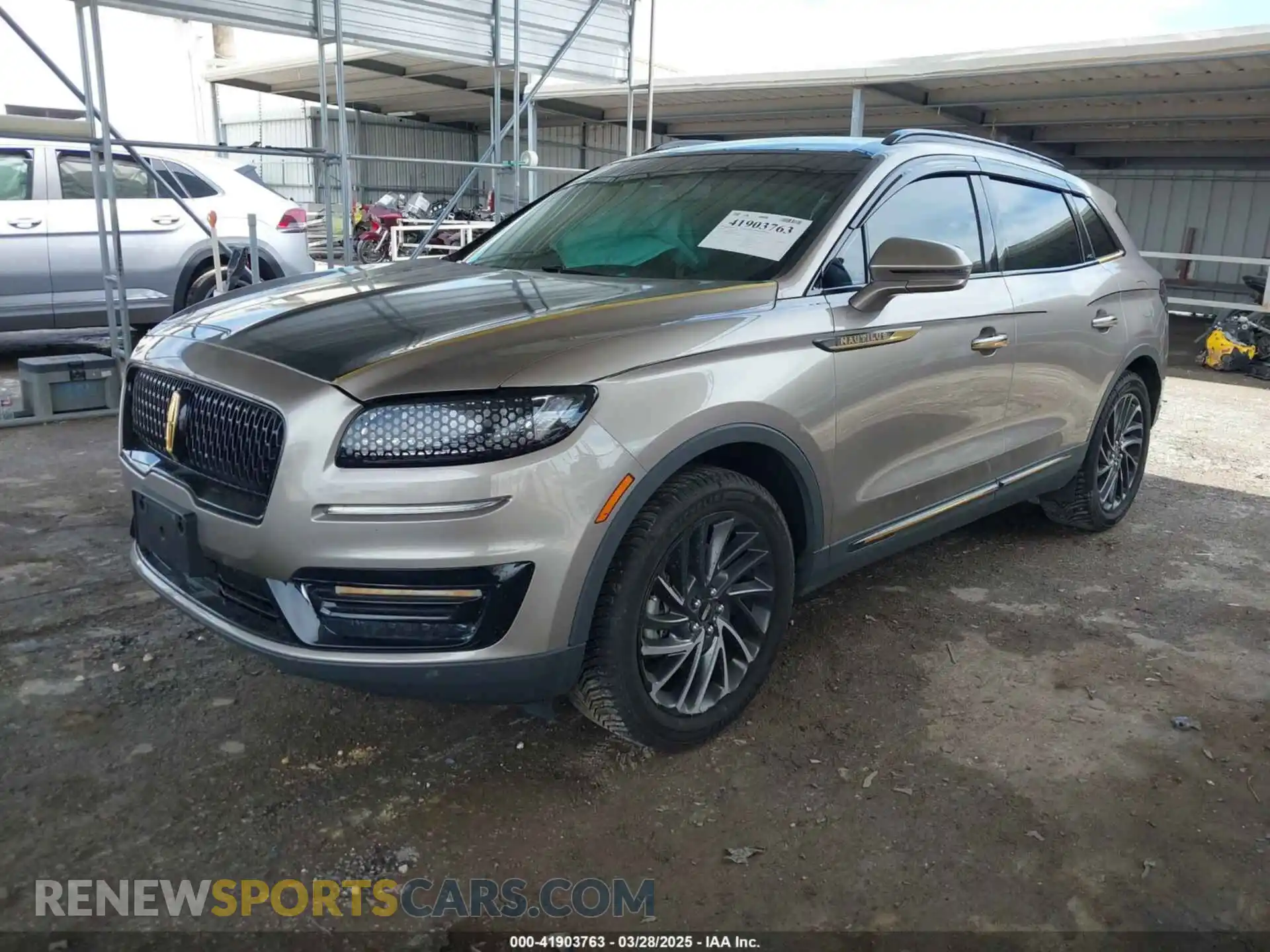 2 Photograph of a damaged car 2LMPJ8L94KBL12263 LINCOLN NAUTILUS 2019